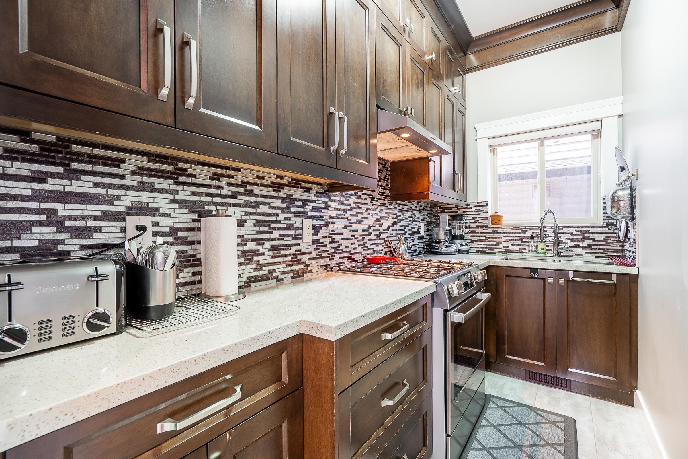 1400 Coast Meridian Road, Coquitlam, V3E 0H5 — photo 5