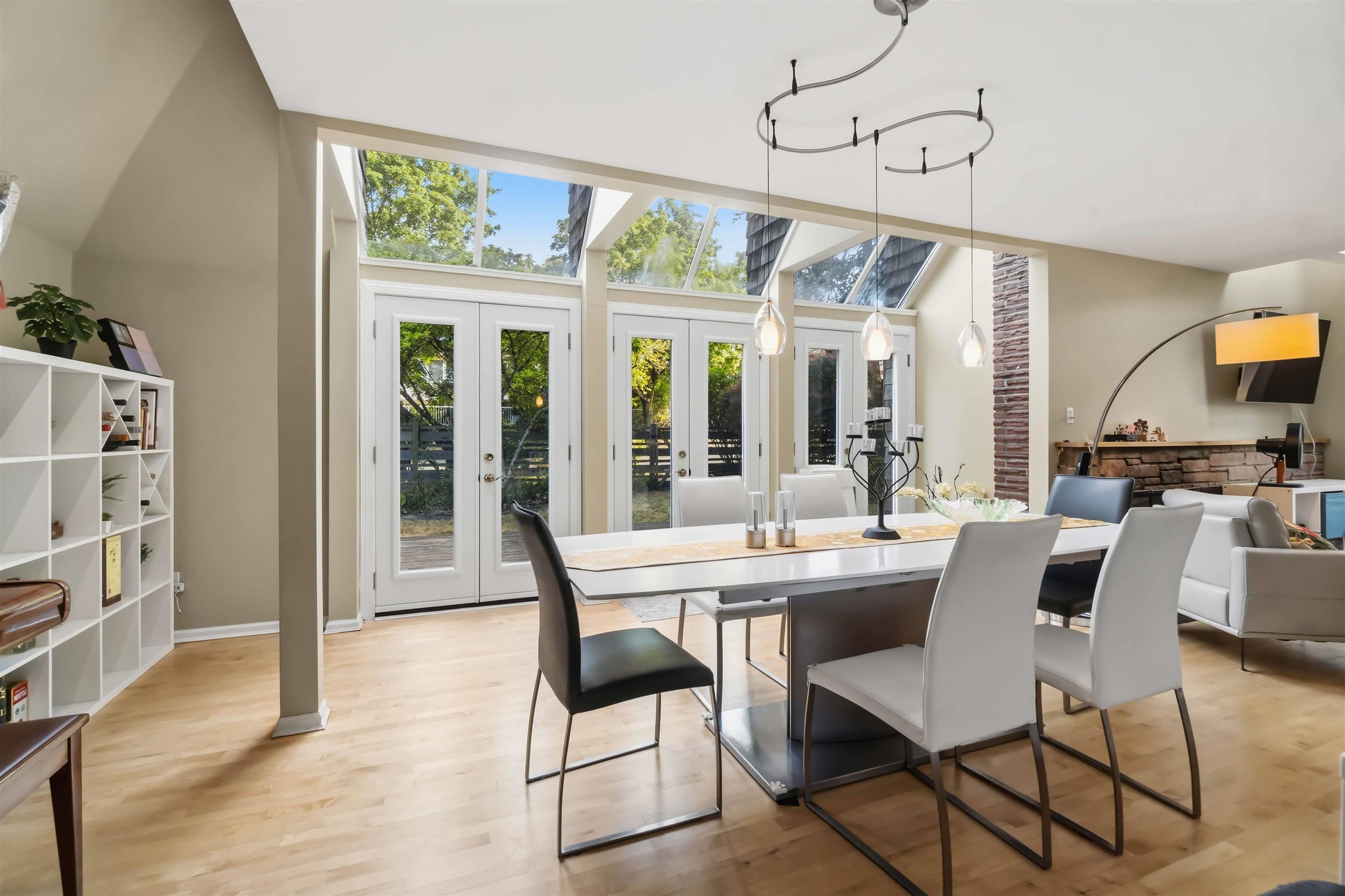 7625 Borden Street, Vancouver