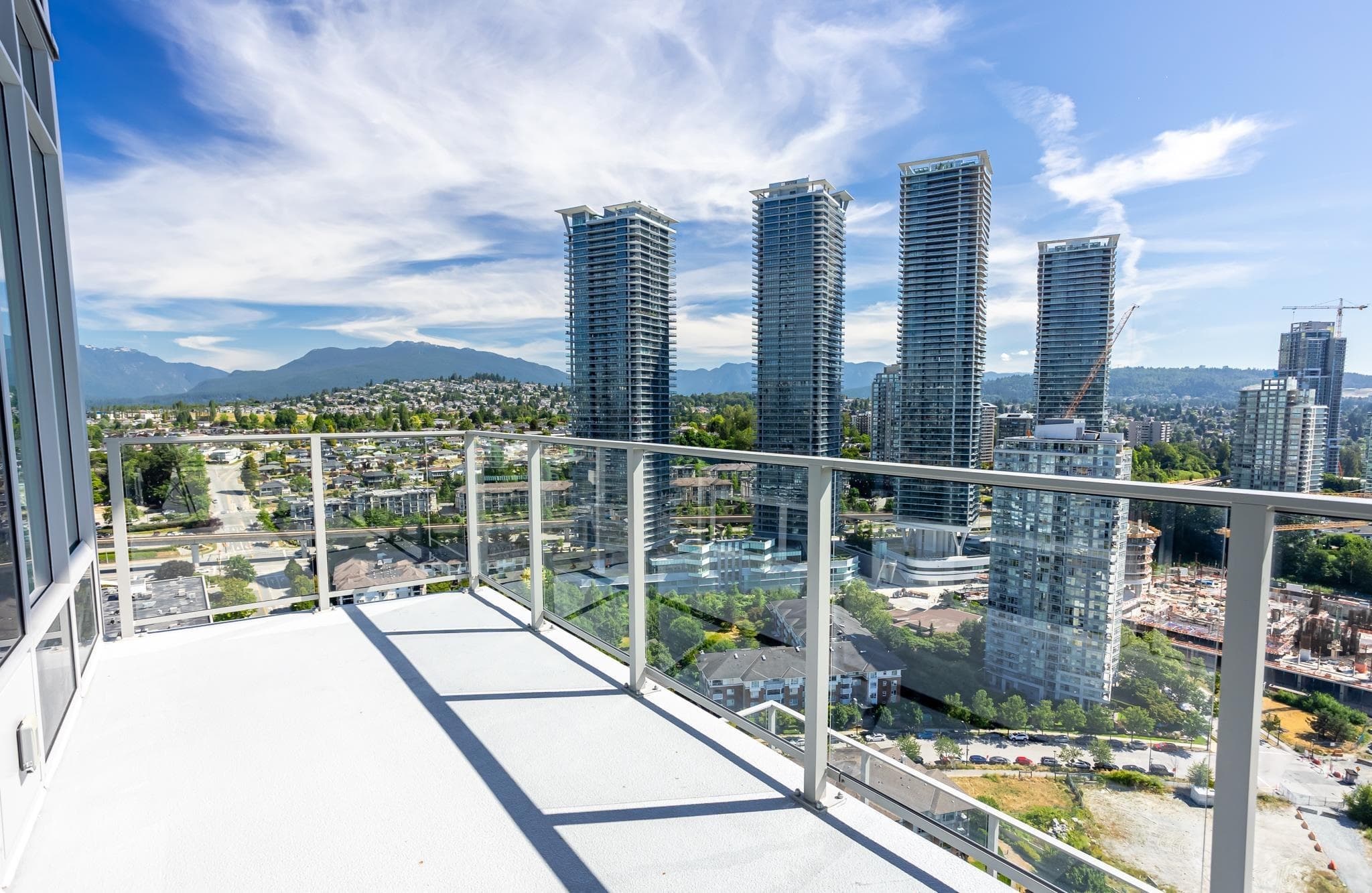 2702 - 2351 Beta Avenue, Burnaby, V5C 0M2 — photo 2