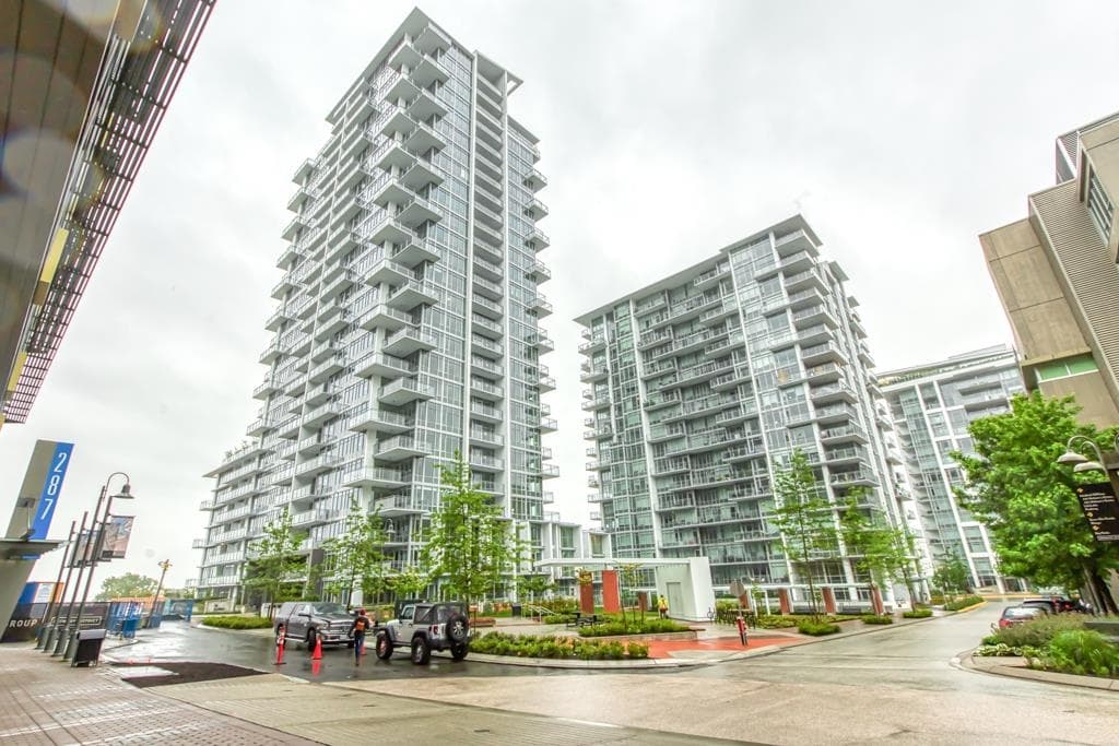 107 - 258 Nelson's Court, New Westminster, V3L 0J9 — photo 1