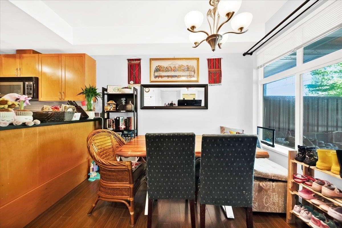 207 - 7333 16th Avenue, Burnaby, V3N 0A8 — photo 5