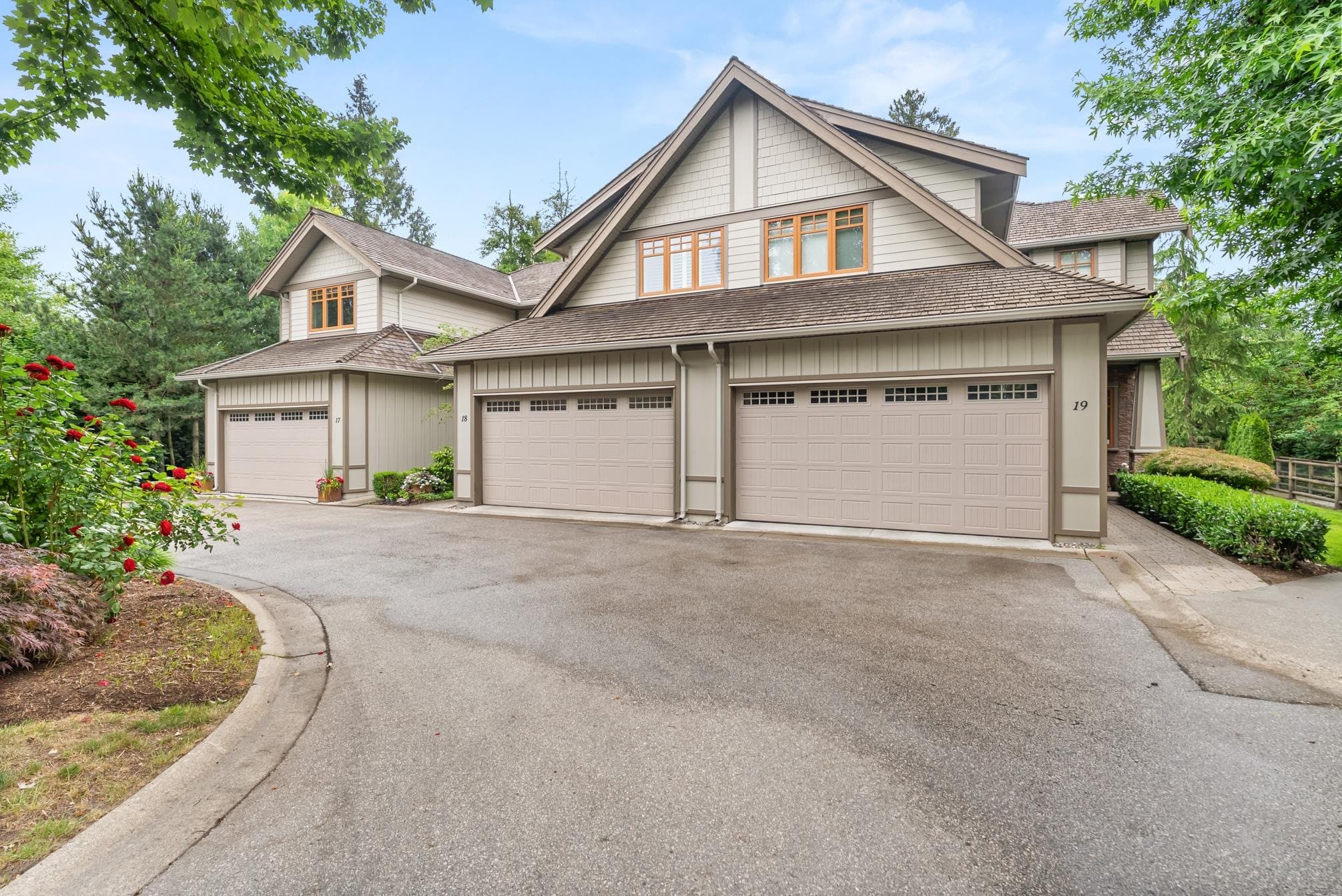 18 - 3122 160 Street, Surrey