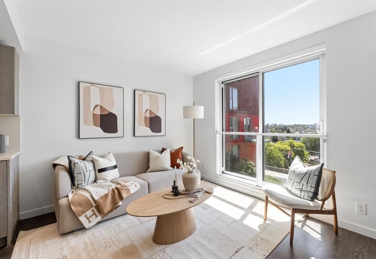562 - 955 E Hastings Street, Vancouver, V6A 0G8 — photo 1