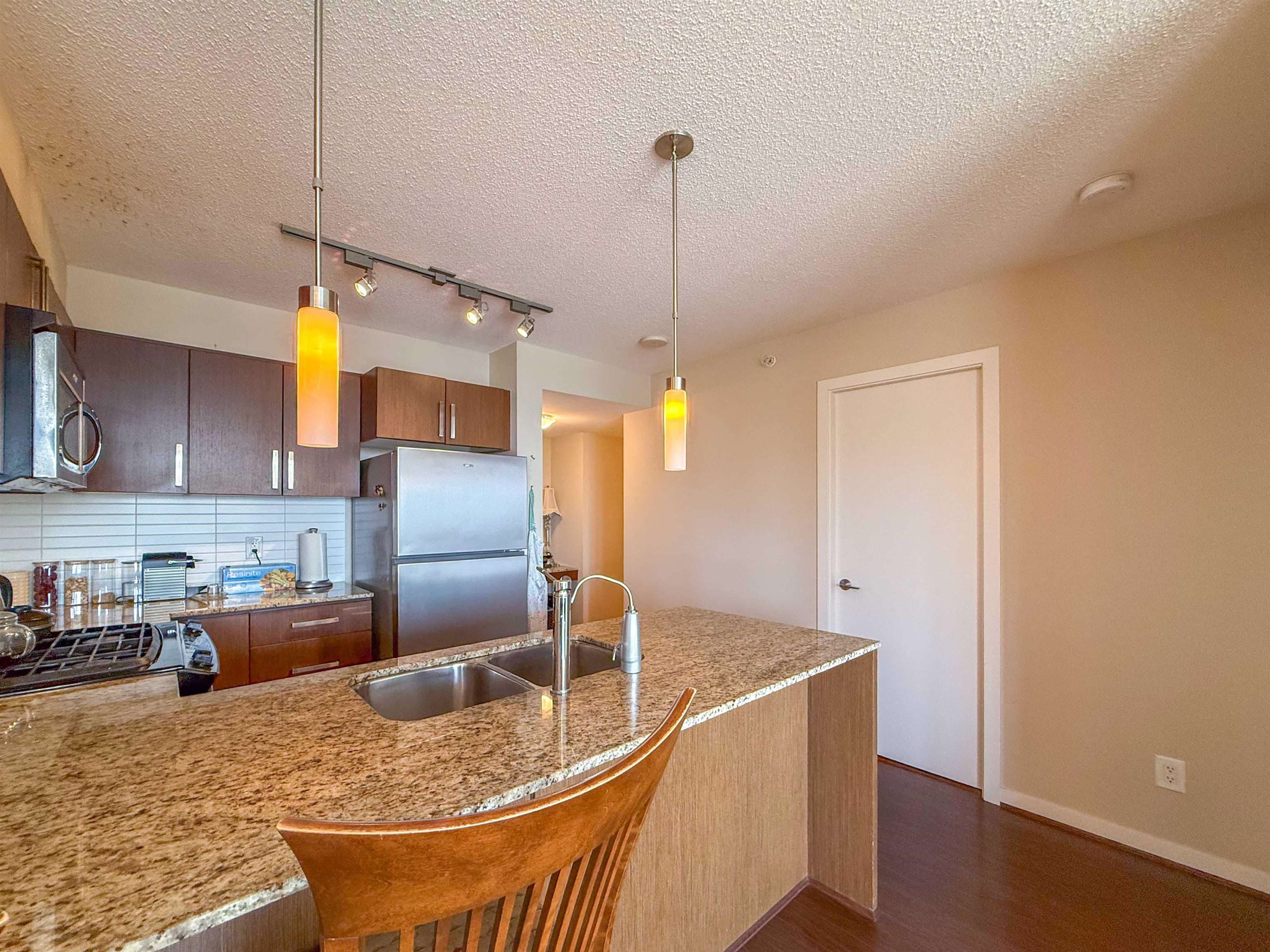 905 - 9868 Cameron Street, Burnaby, V3J 0A5 — photo 5