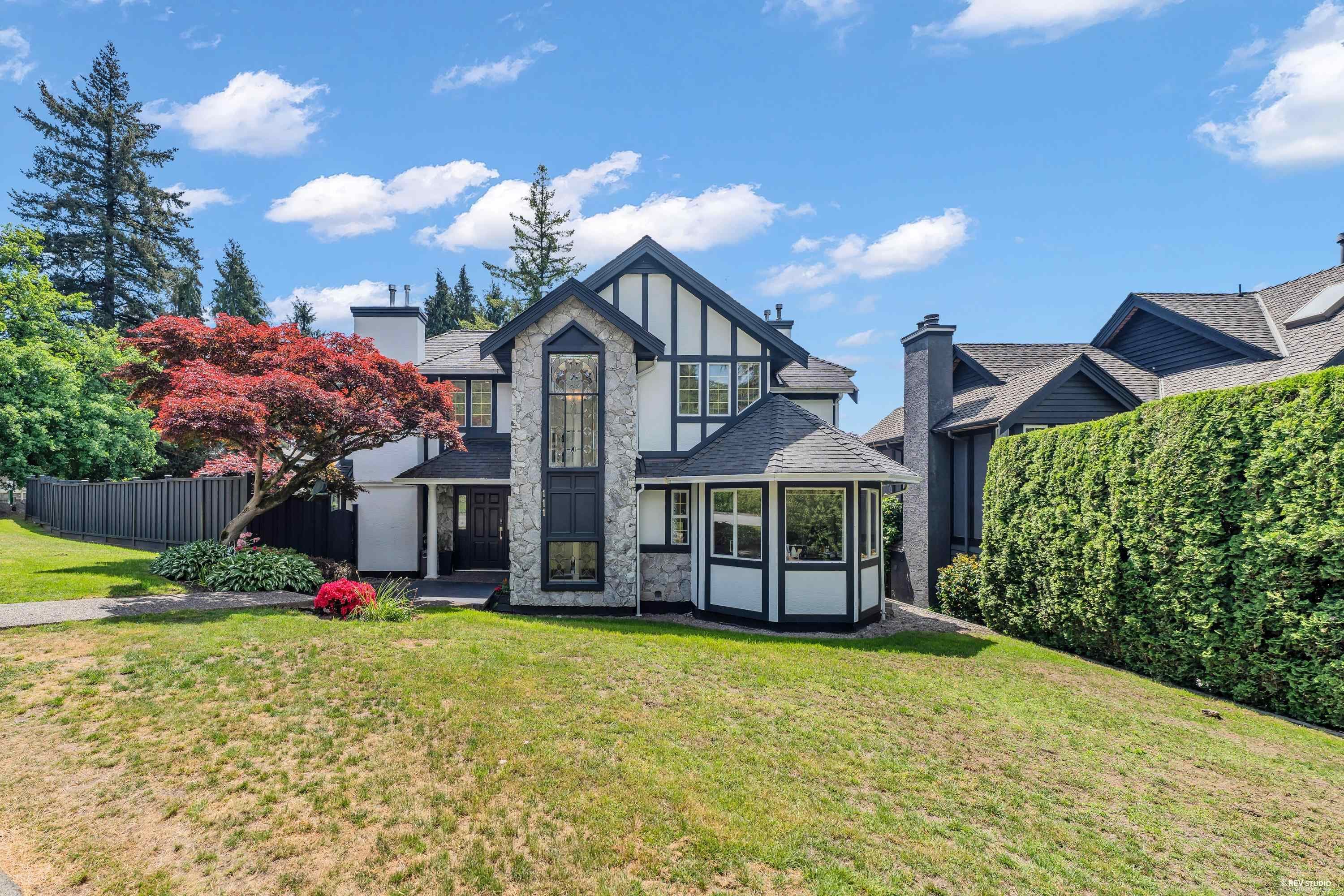 111 Sandringham Crescent, North Vancouver, V7N 4E9 — photo 1