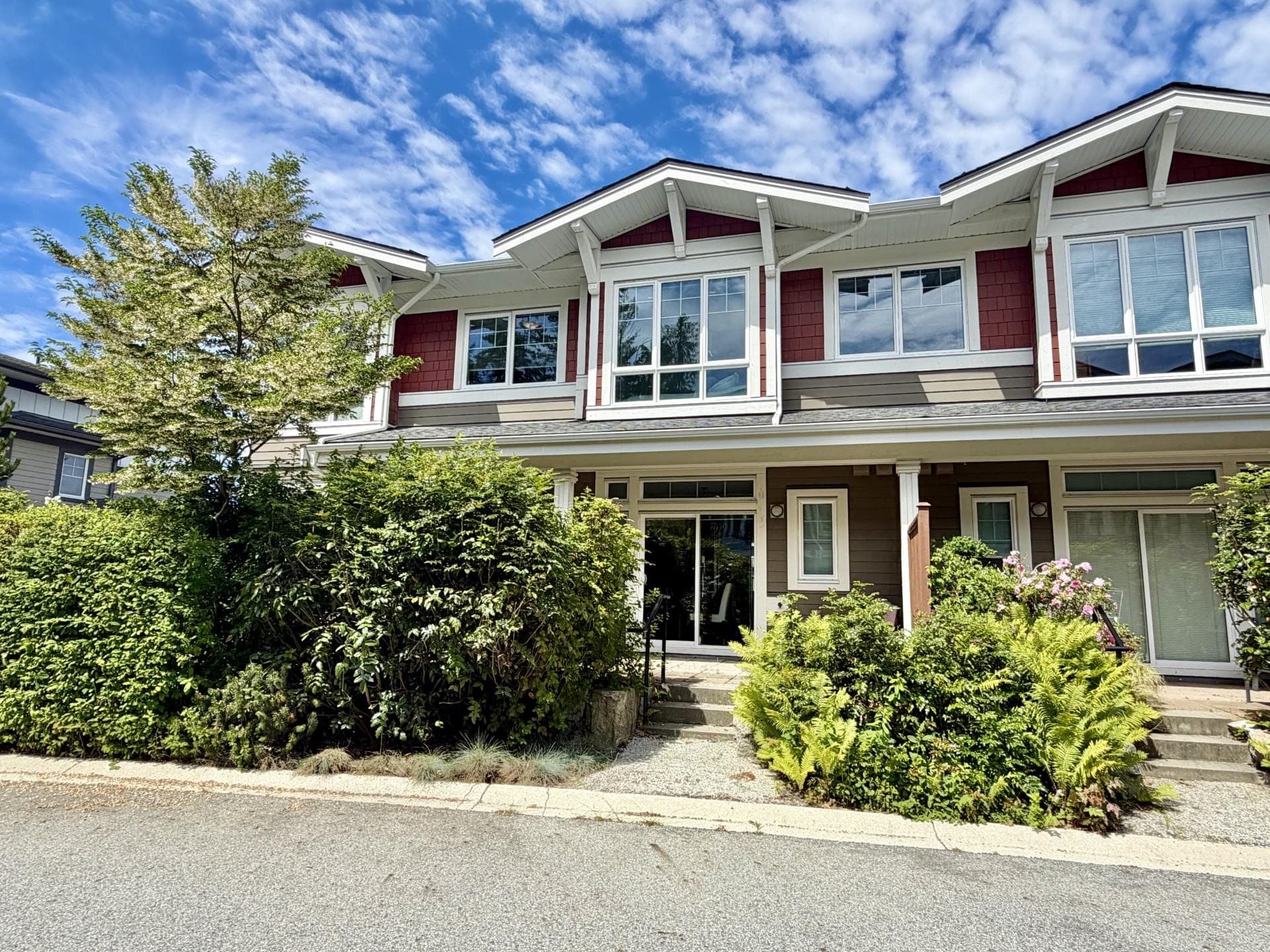5956 Beachgate Lane, Sechelt, V7Z 0S2 — photo 2