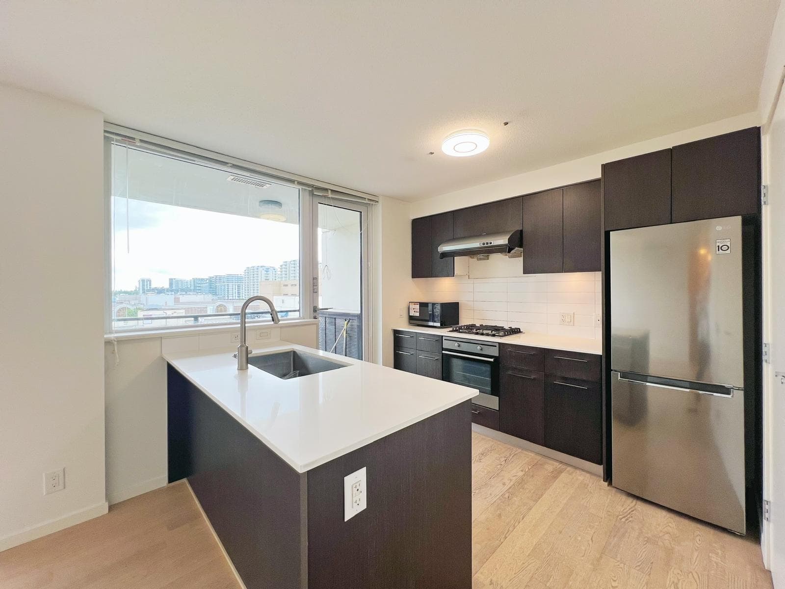 906 - 7979 Firbridge Way, Richmond