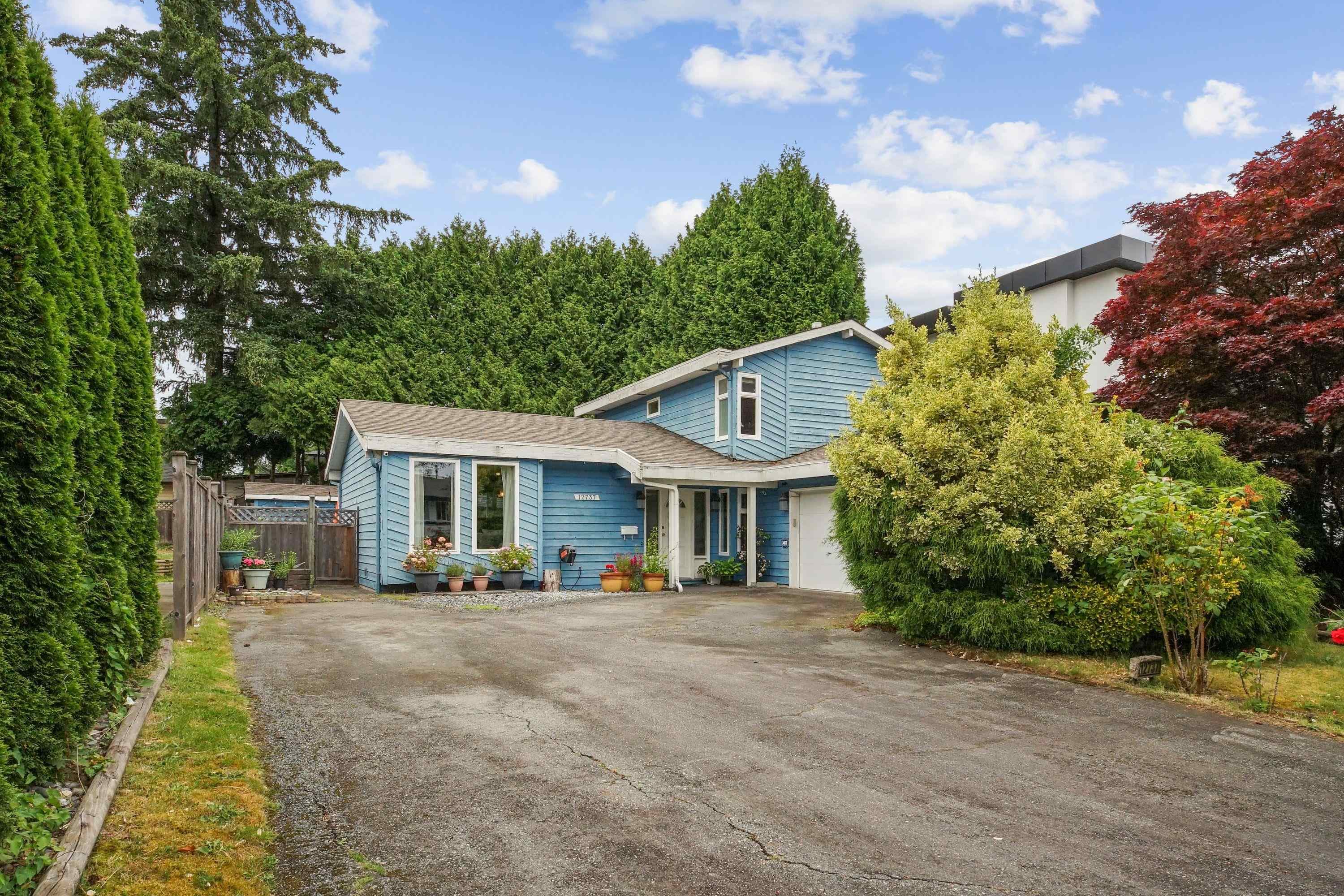 12737 Drummond Place, Surrey