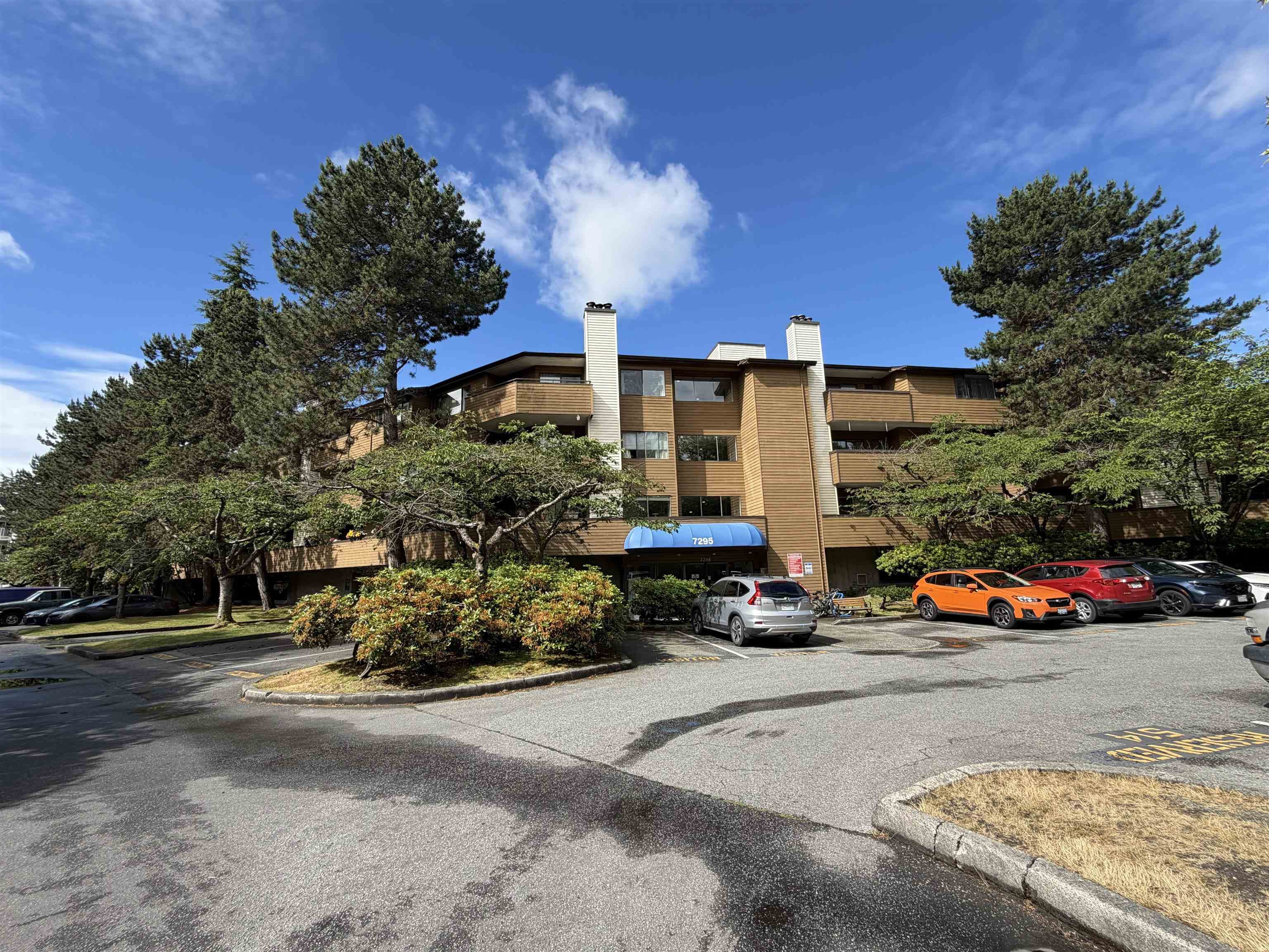 319 - 7295 Moffatt Road, Richmond
