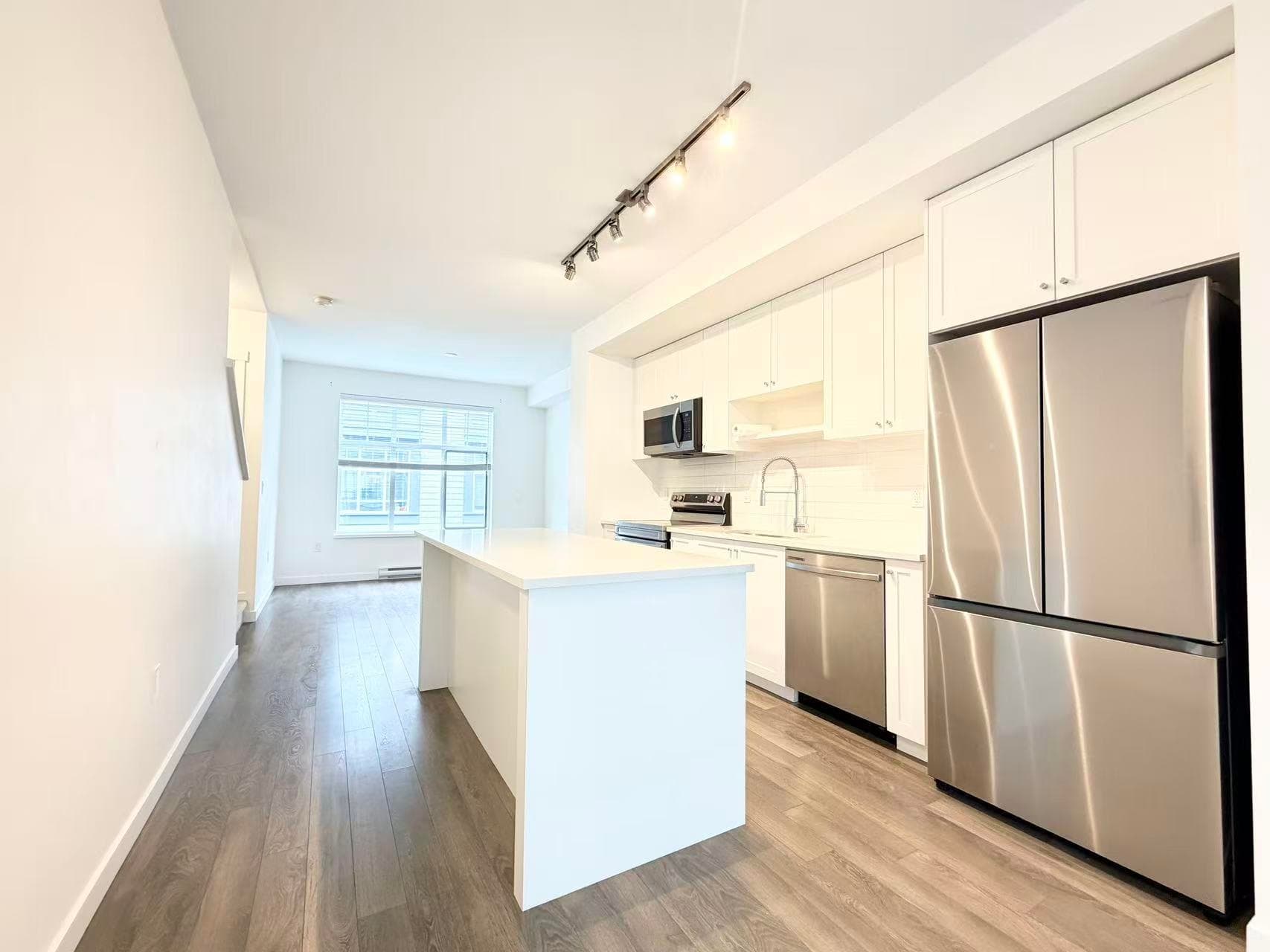 5x - 15778 85 Avenue, Surrey, V4N 6W8 — photo 3