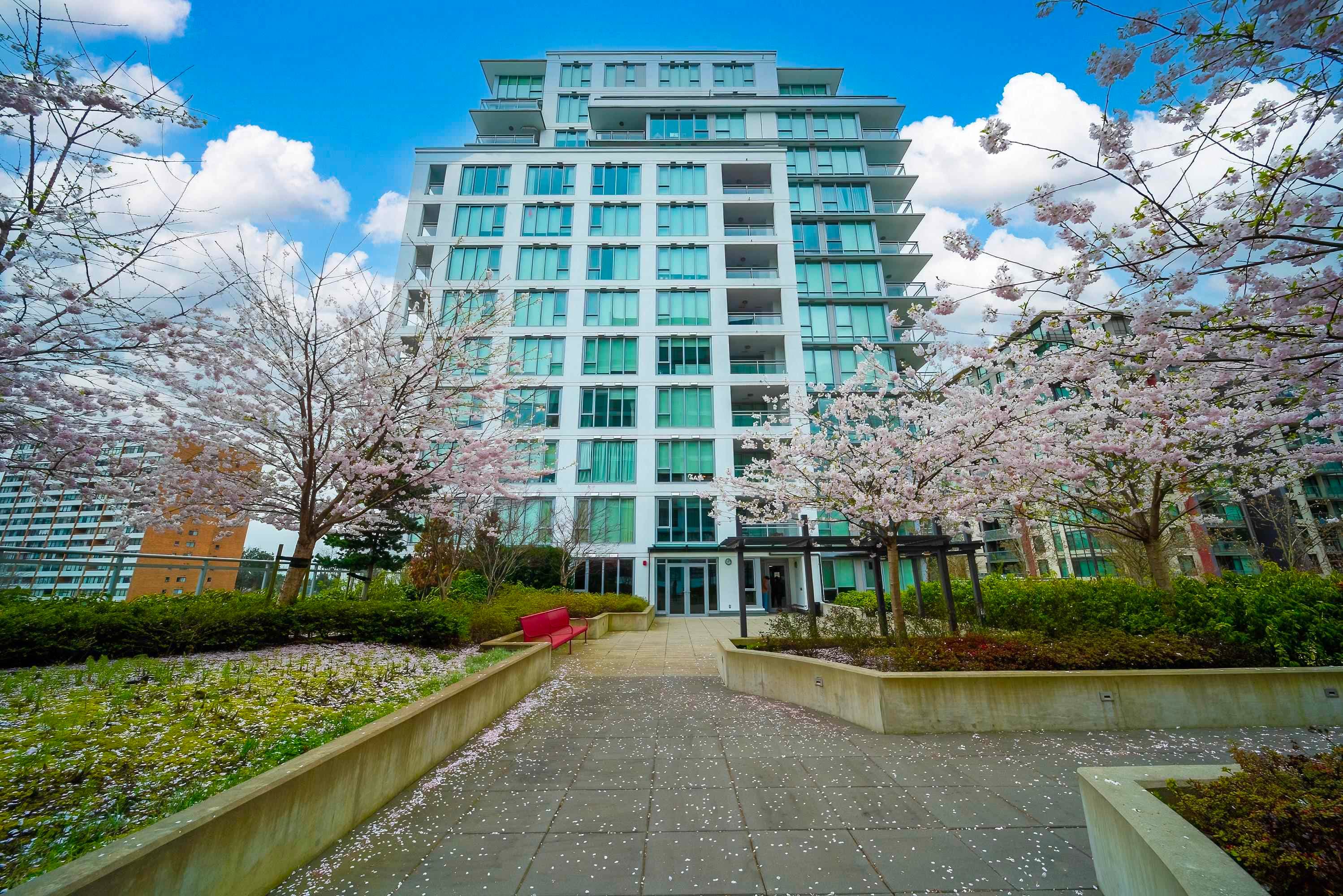 1306 - 7333 Murdoch Avenue, Richmond