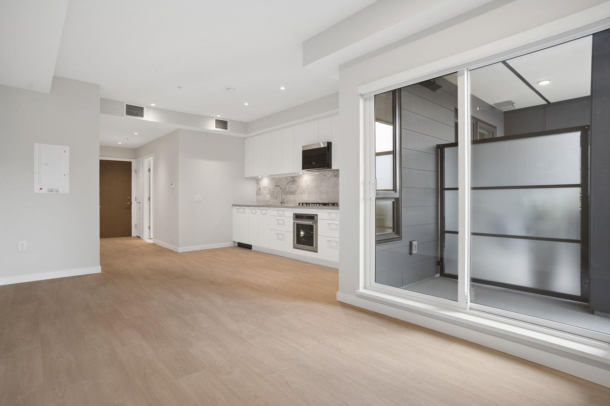 516 - 110 E 17th Street, North Vancouver