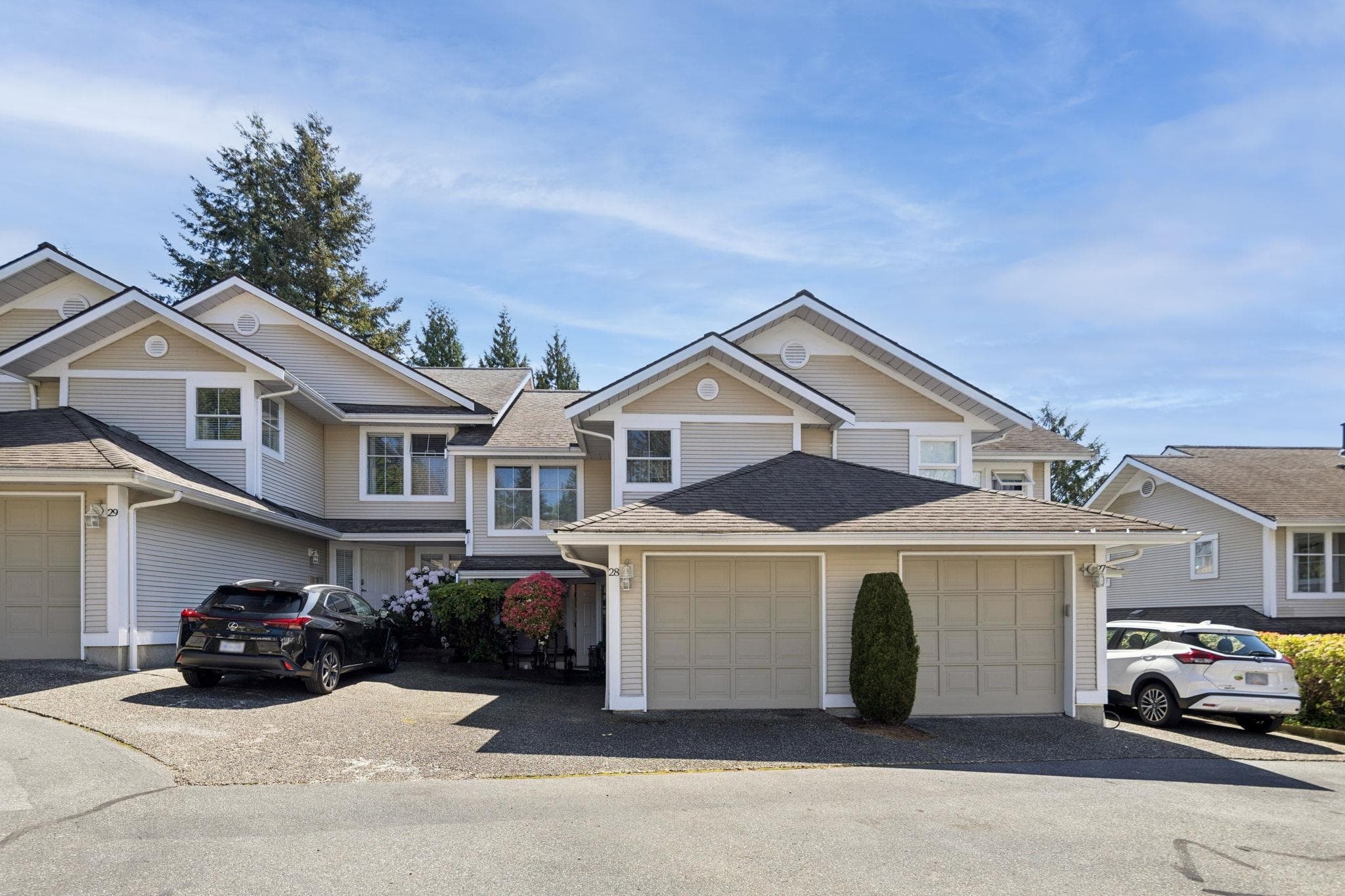 TH28 - 2590 Panorama Drive, Coquitlam