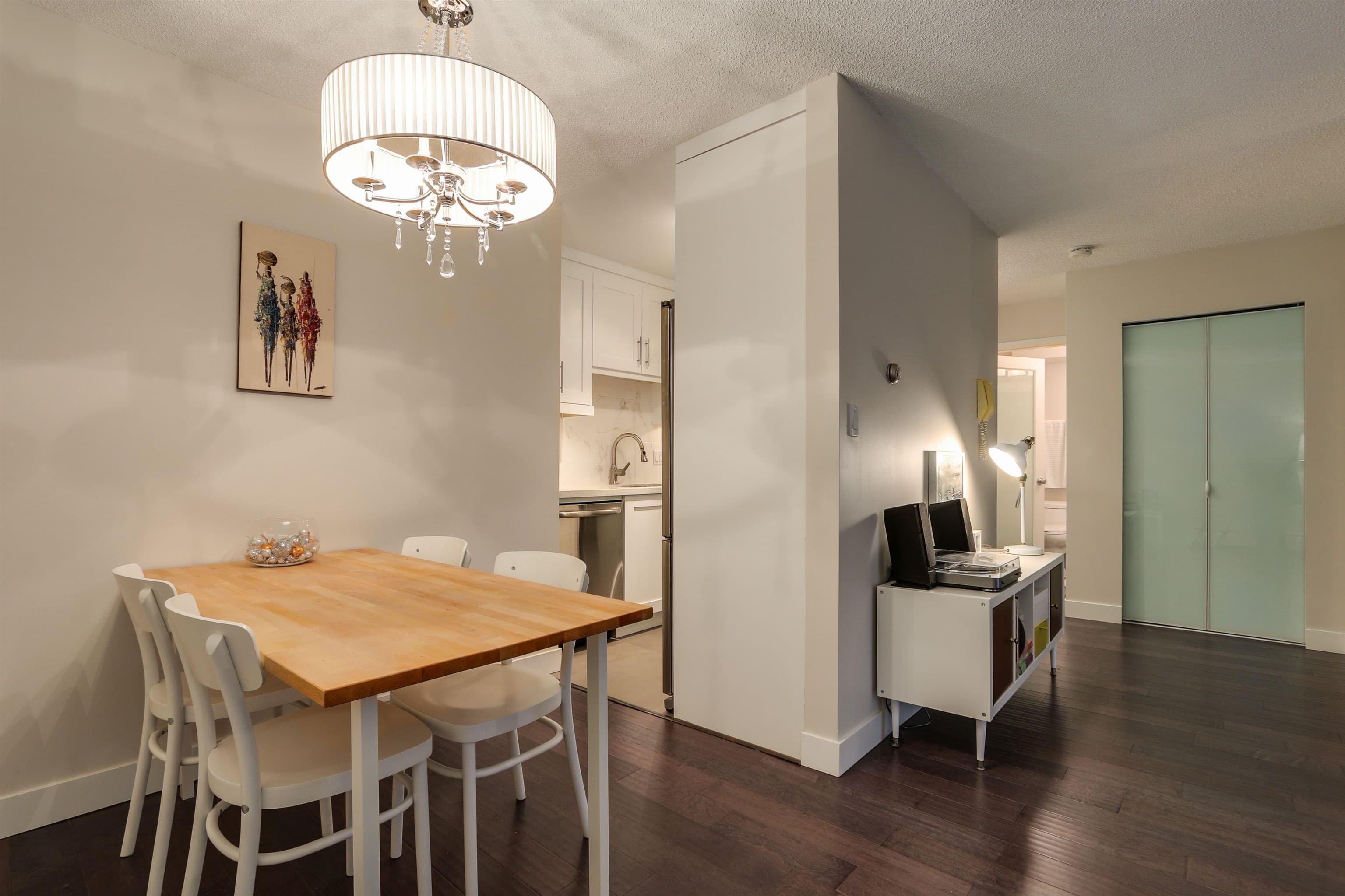 203 - 1611 E 3rd Avenue, Vancouver, V5N 1H1 — photo 4