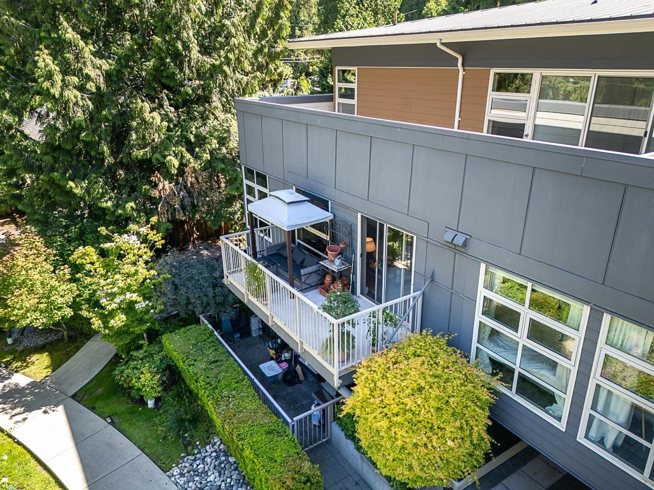 206 - 2832 Capilano Road, North Vancouver