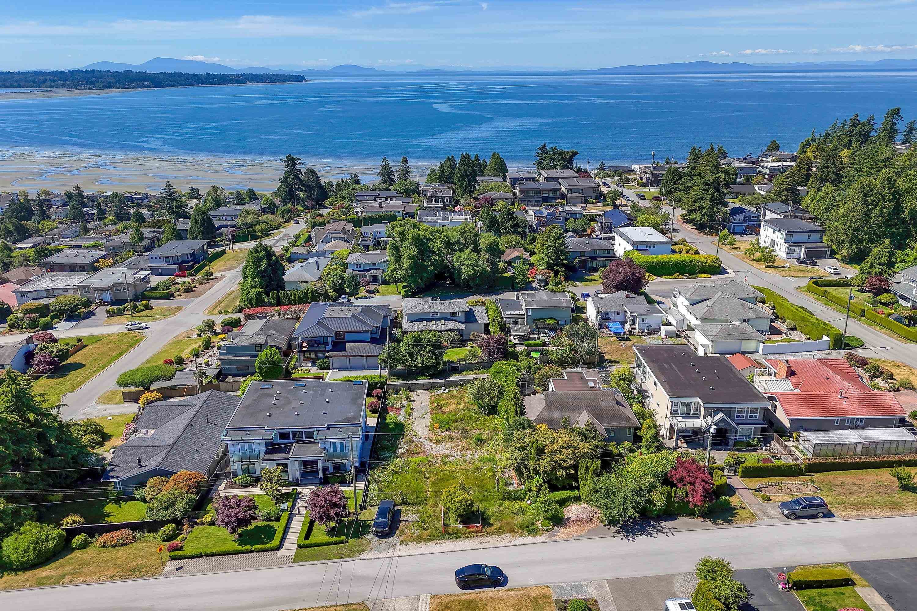 15554 Cliff Avenue, White Rock
