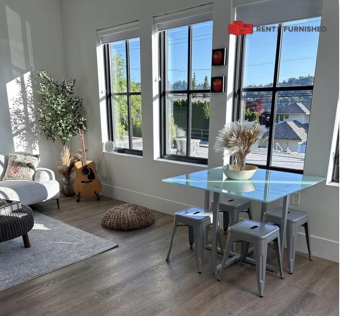 1127 Ioco Road, Vancouver, V3H 2W9 — photo 3