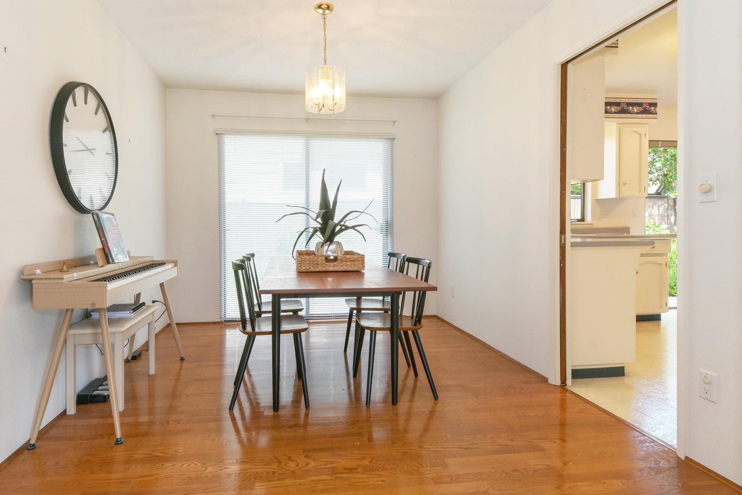 2560 127 Street, Surrey, V4A 5S6 — photo 2