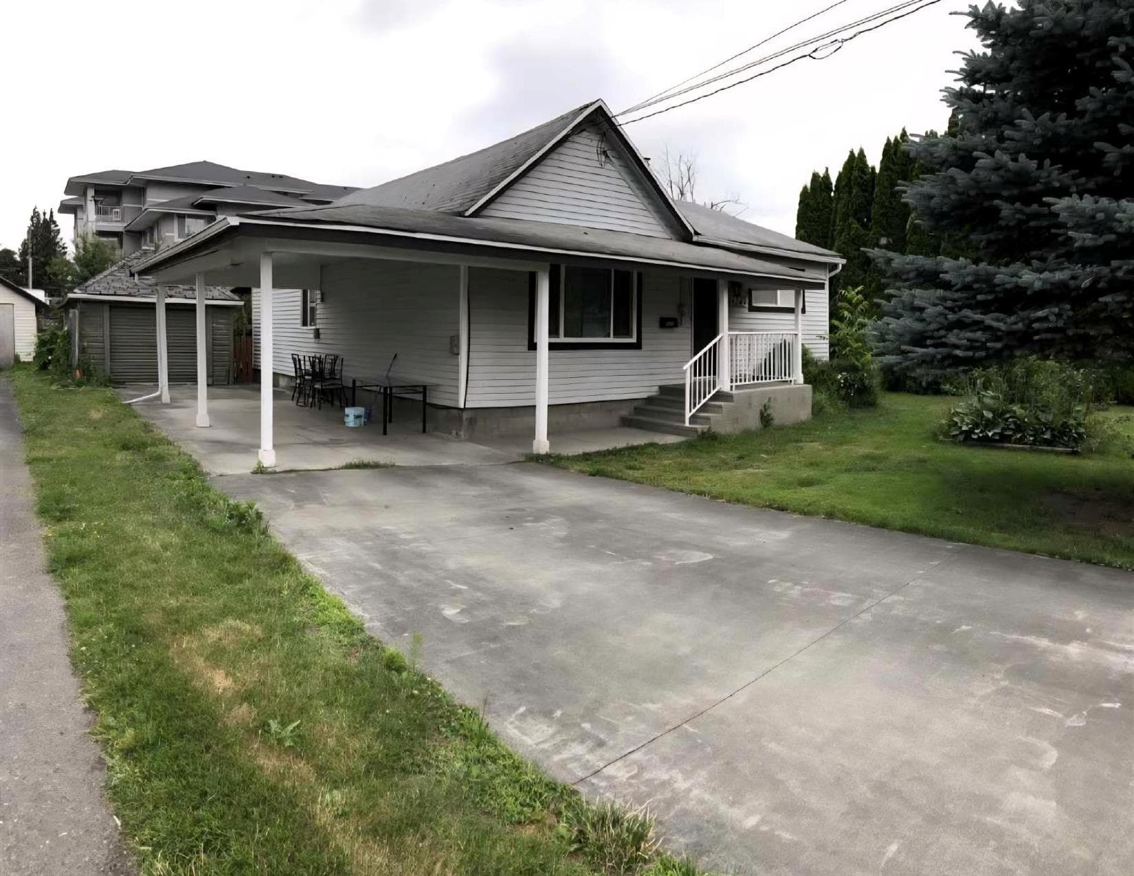 46249 Second Avenue, Chilliwack