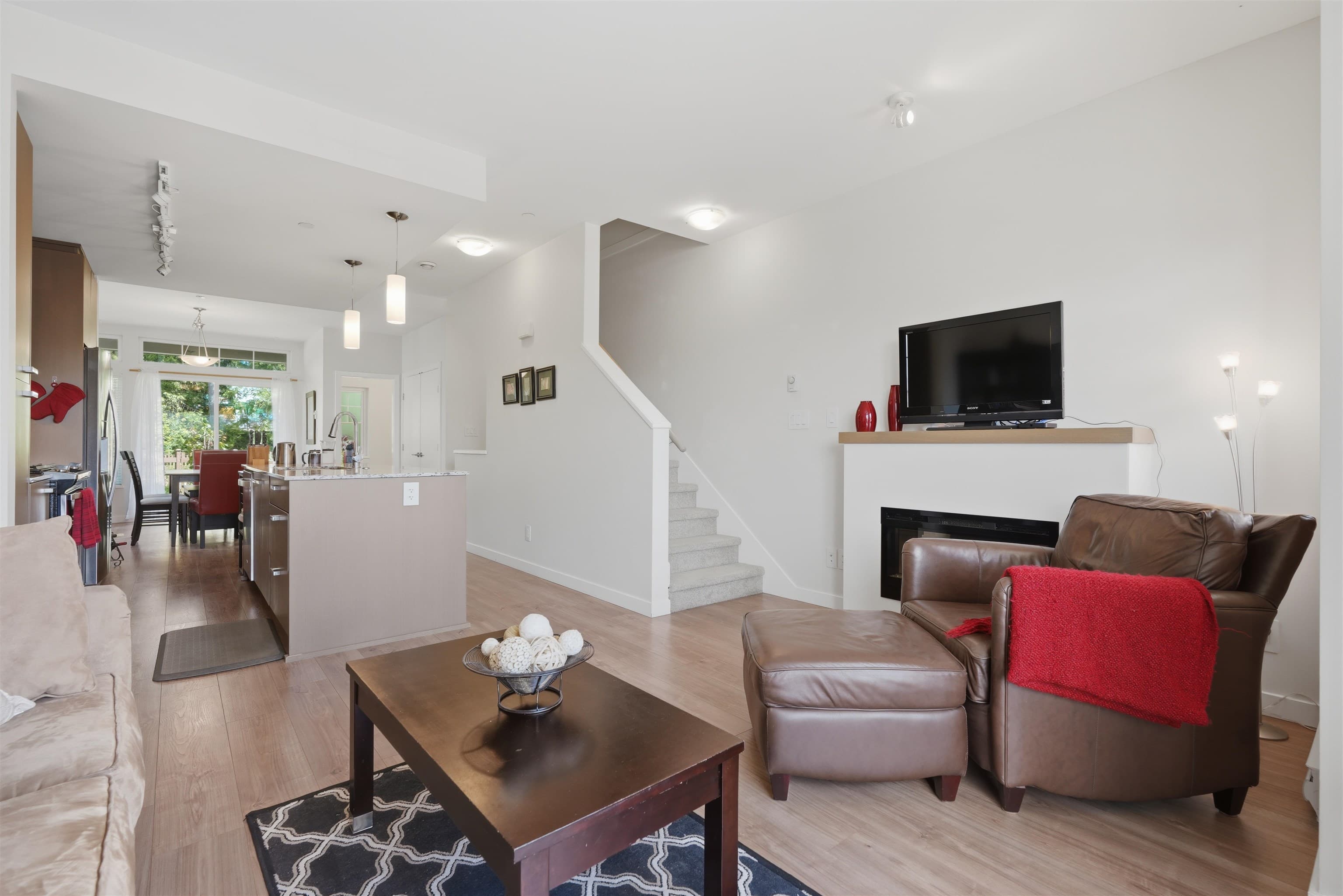 5906 Beachgate Lane, Sechelt, V7Z 0S3 — photo 4