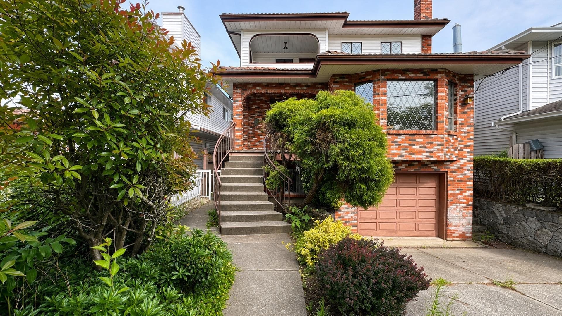 6658 Randolph Avenue, Burnaby