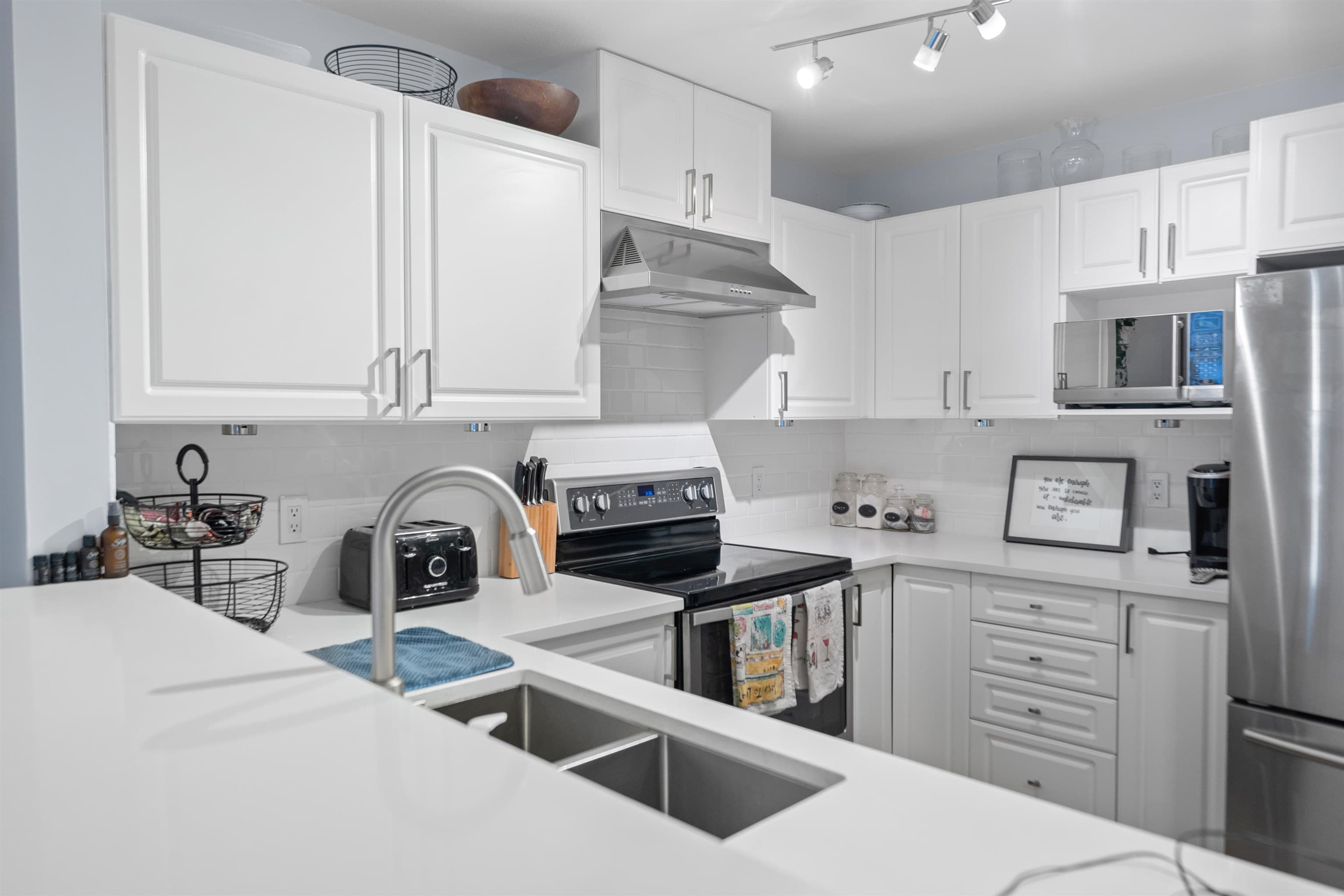304 - 137 W 17th Street, North Vancouver
