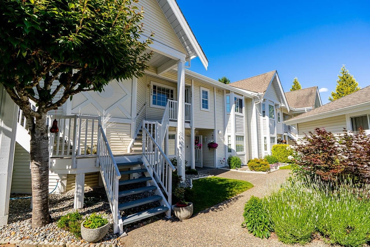 206 - 9109 154 Street, Surrey, V3R 9G8 — photo 2