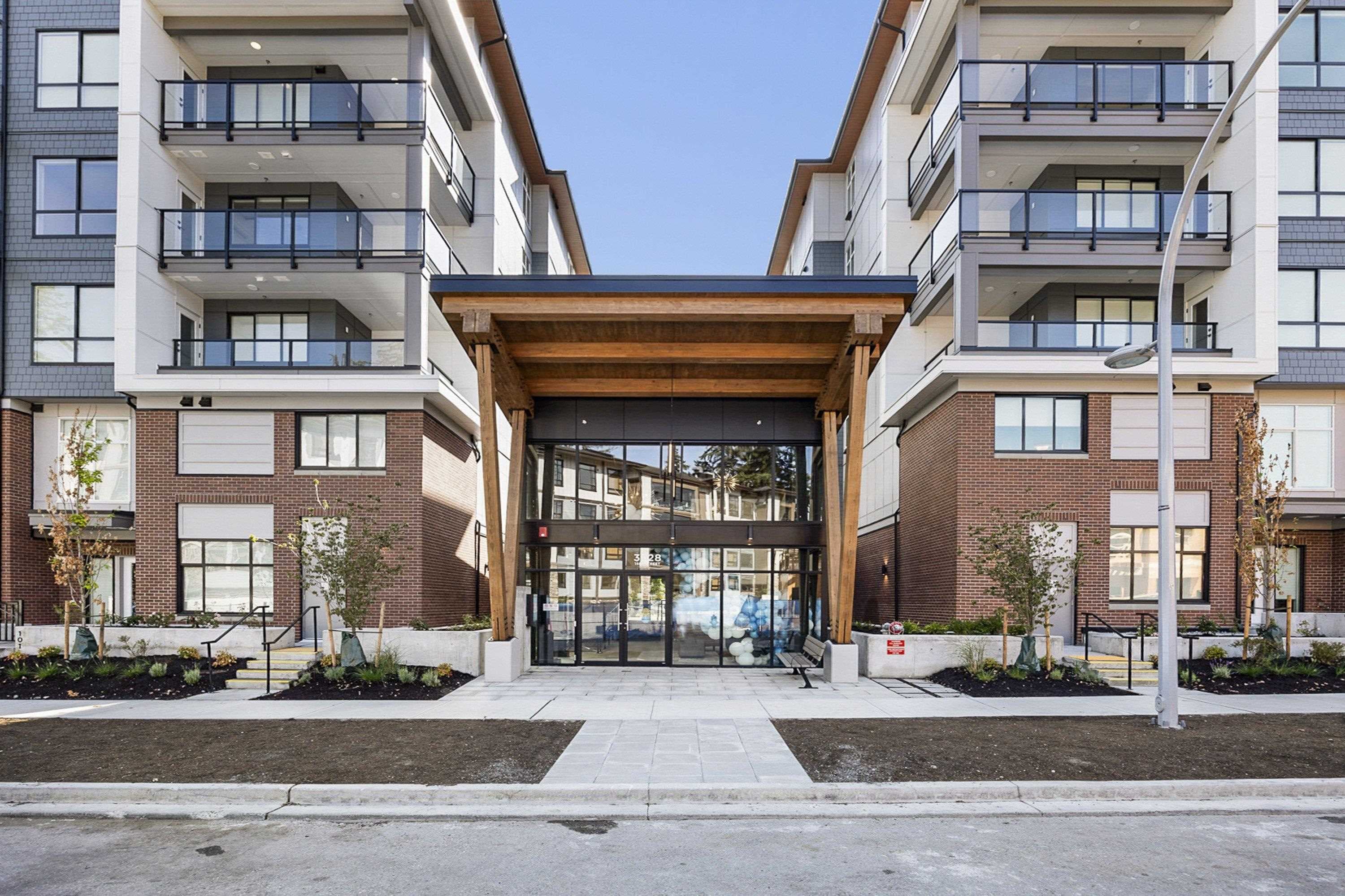 301 - 3528 146a Street, Surrey