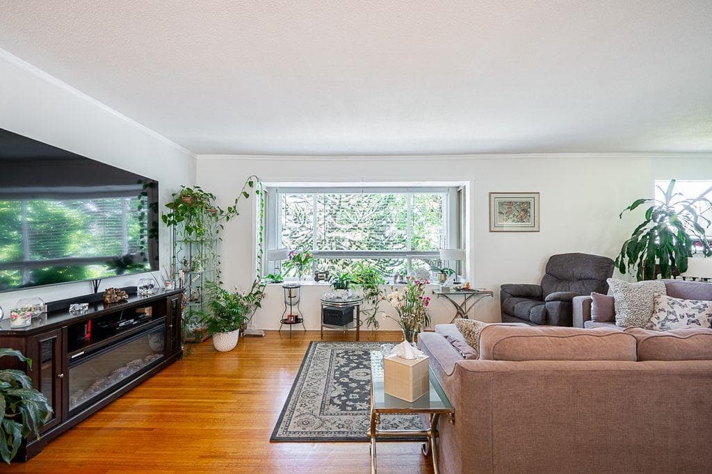 13938 115 Avenue, Surrey, V3R 2P4 — photo 5