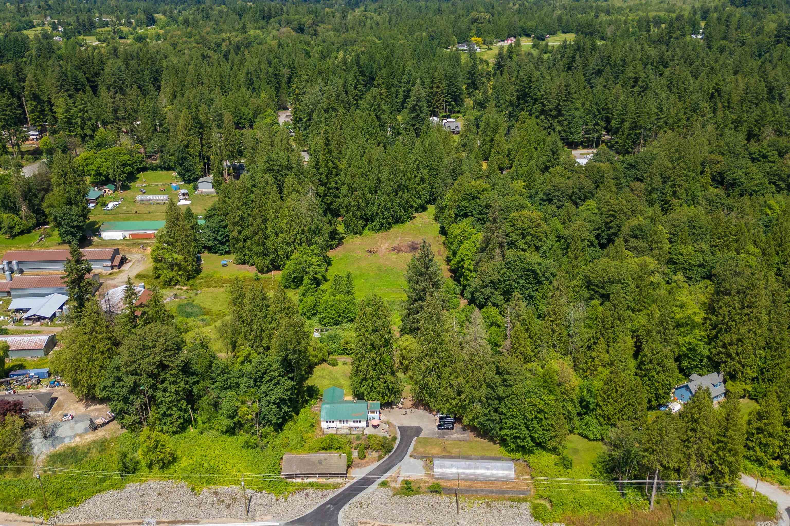 28203 Lougheed Highway, Maple Ridge, V2W 1L1 — photo 4