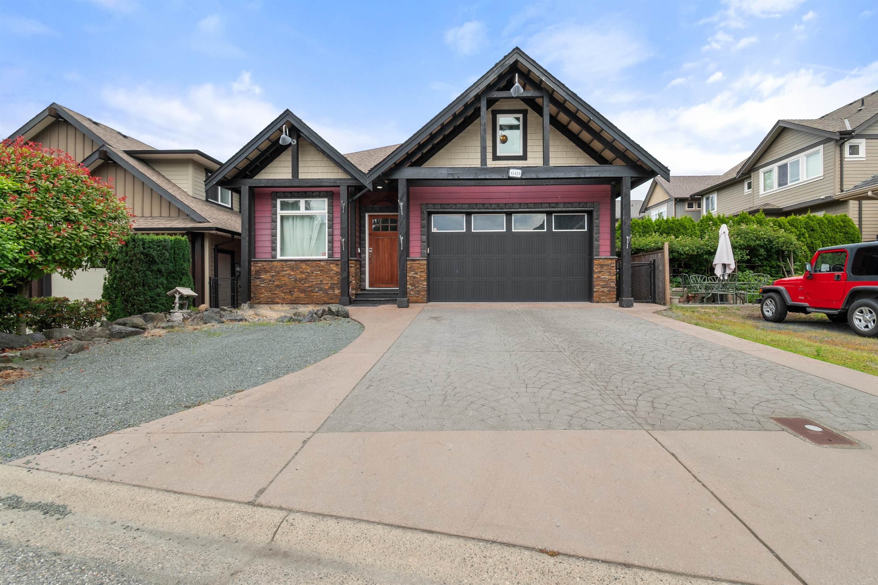 45419 Magdalena Place, Cultus Lake
