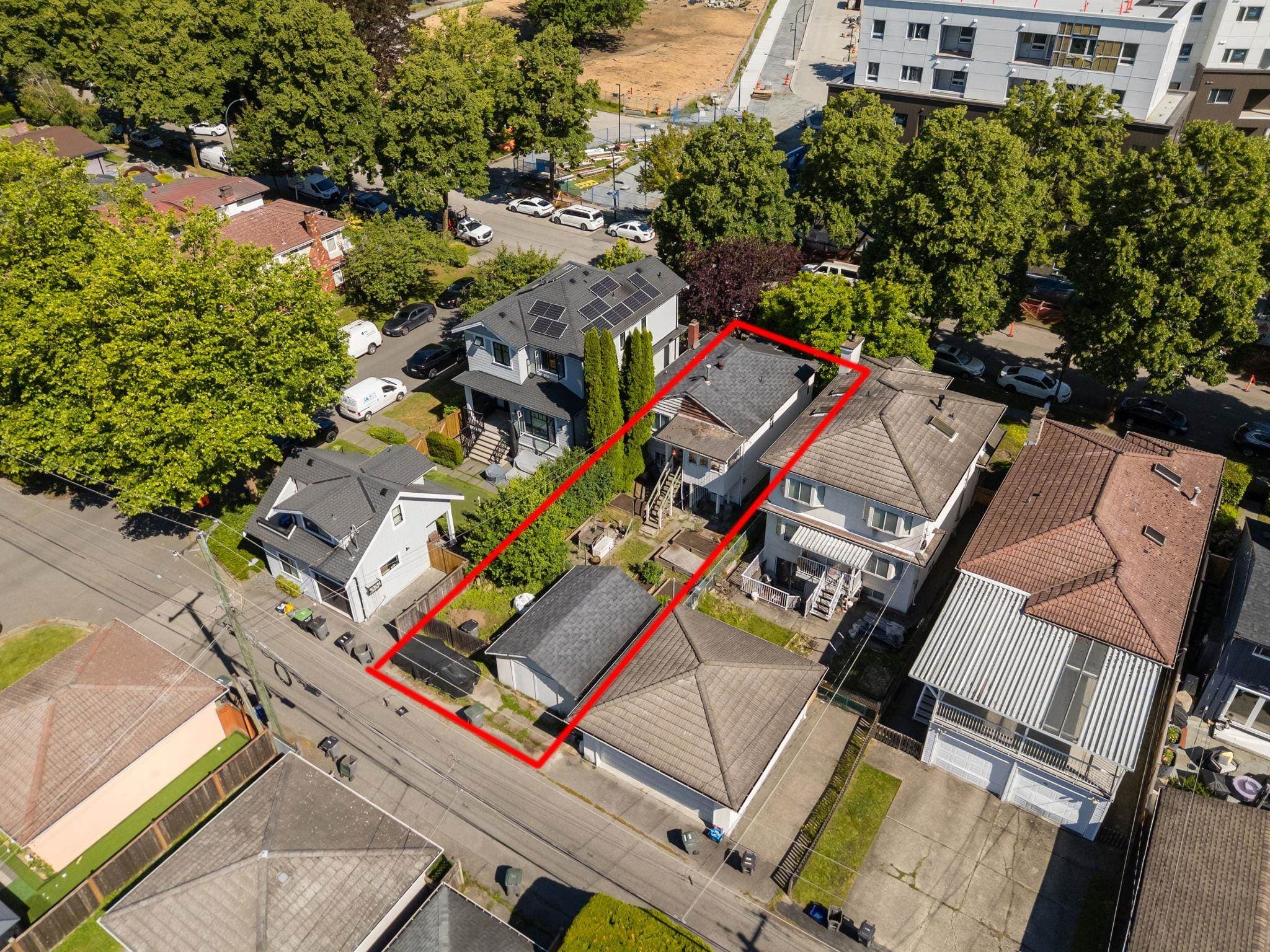 116 E 37th Avenue, Vancouver, V5W 1E4 — photo 2