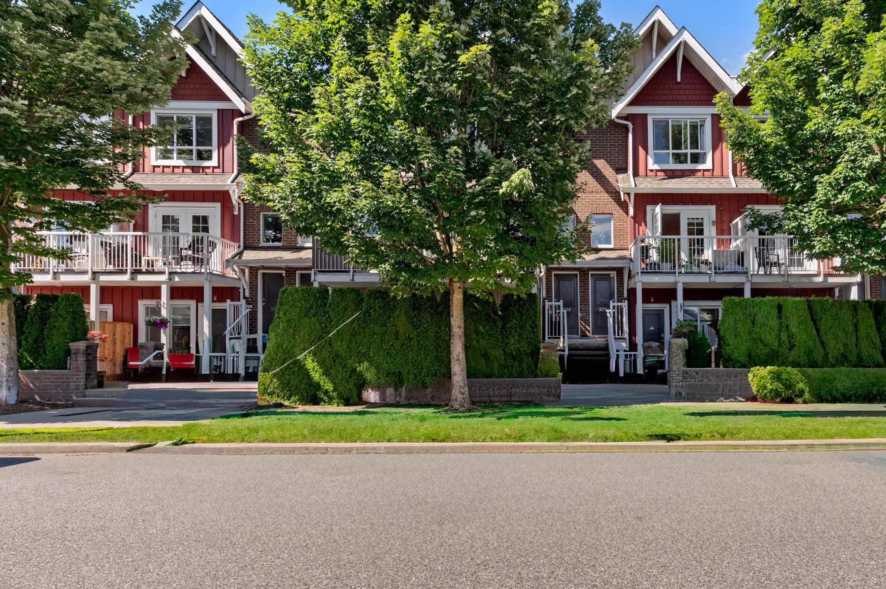 305 - 1661 Fraser Avenue, Port Coquitlam