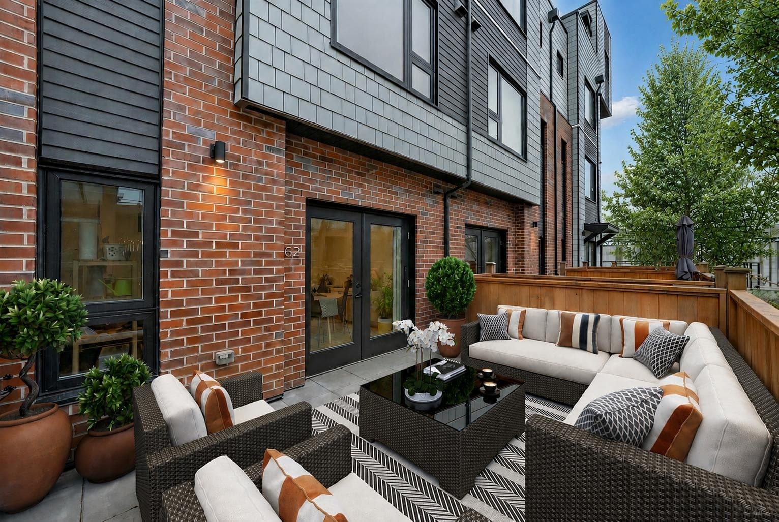 162 - 565 E 2nd Street, North Vancouver, V7L 1E1 — photo 1