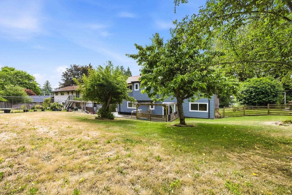 1102 Grandview Road, Gibsons, V0N 1V3 — photo 2