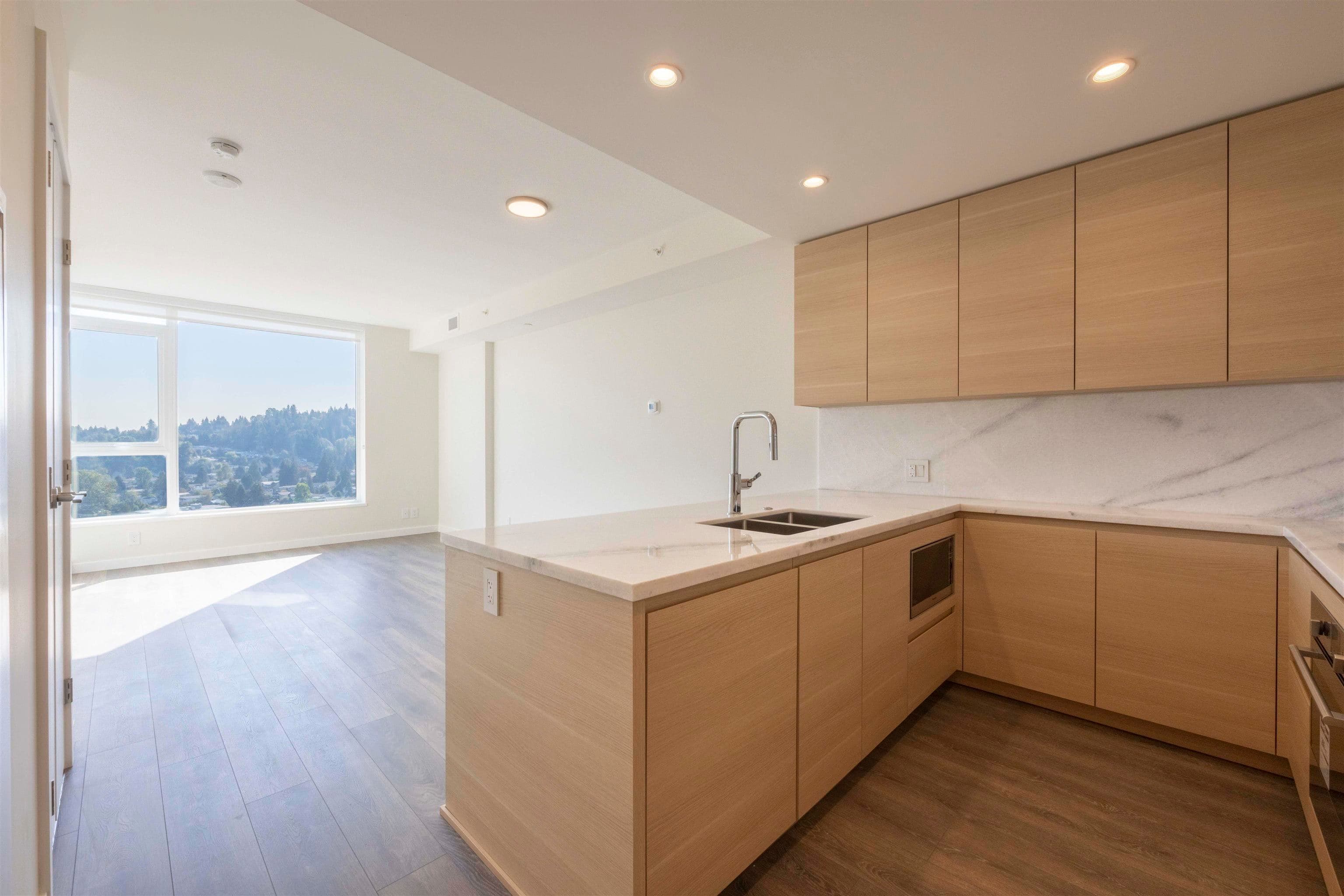 1903 - 308 Morrissey Road, Port Moody, V3H 0M2 — photo 2
