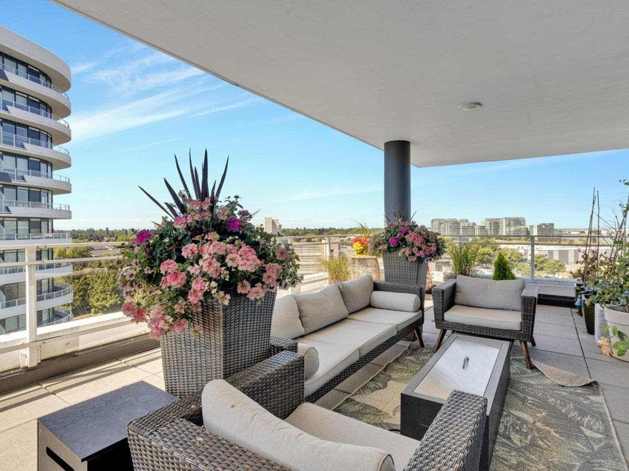 1102 - 5766 Gilbert Road, Richmond