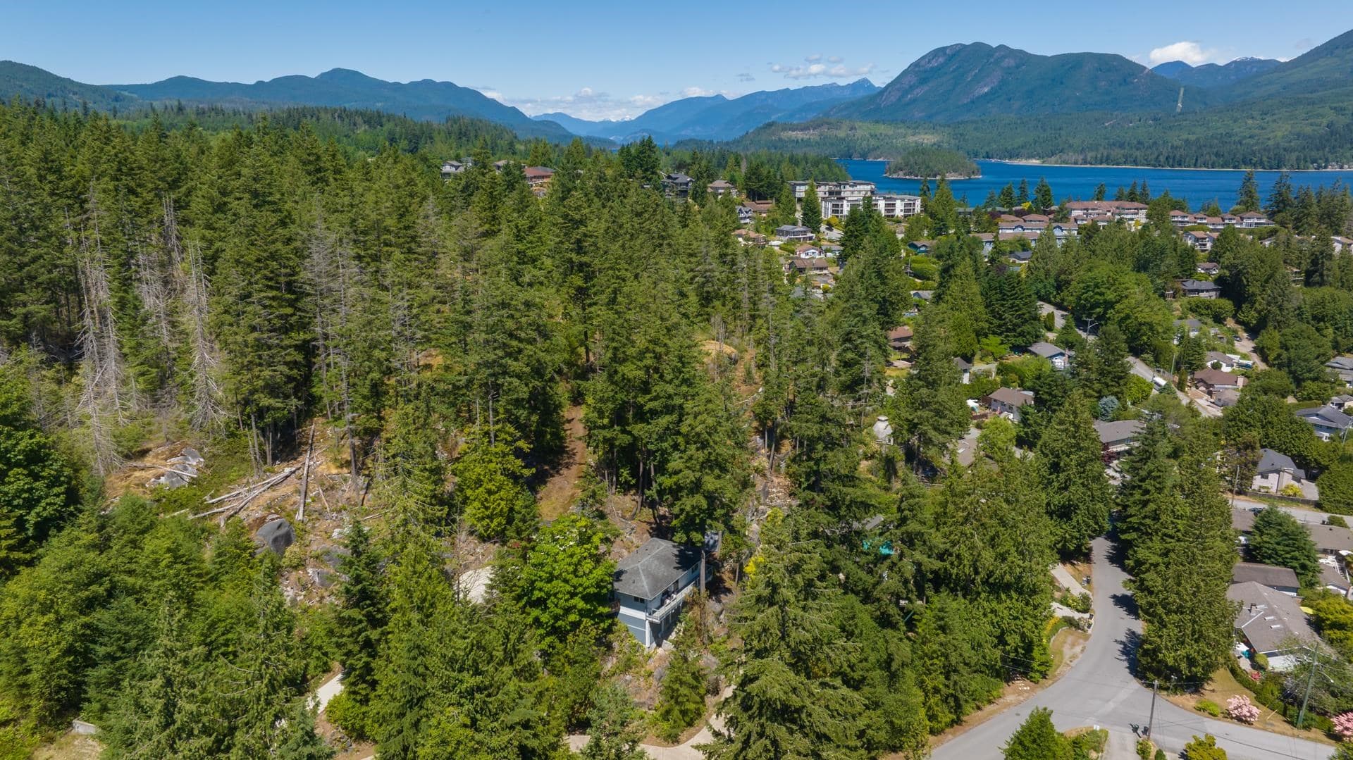 5673 Salmon Drive, Sechelt, V0N 3A0 — photo 5