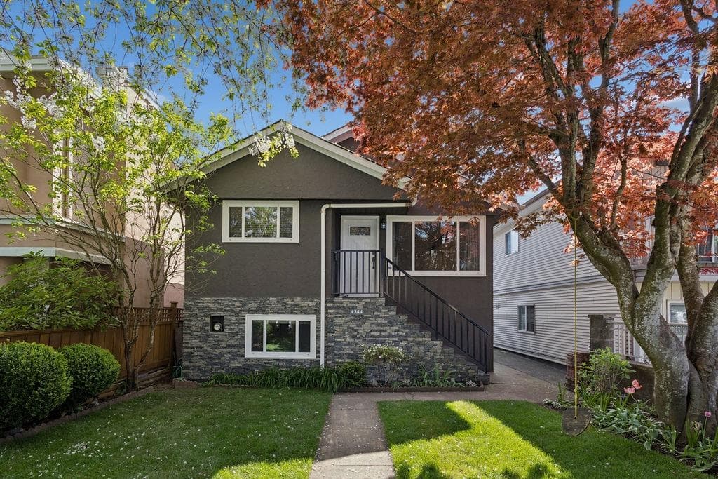 4344 Skeena Street, Vancouver