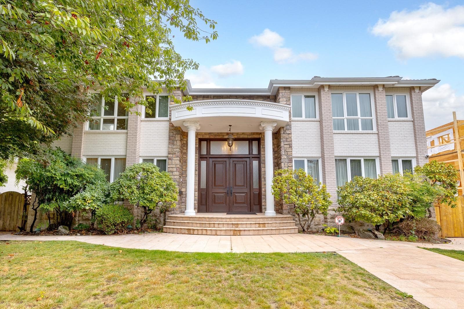 6968 Churchill Street, Vancouver