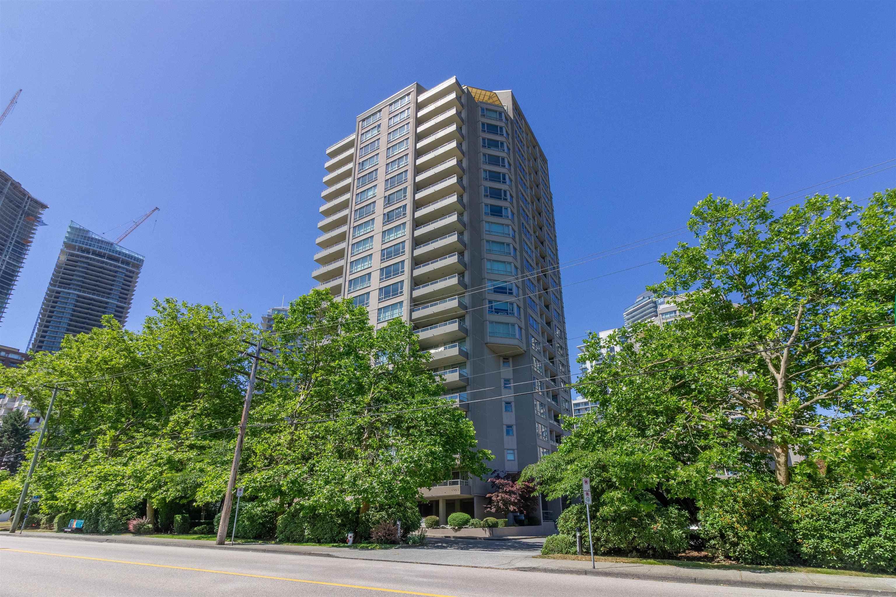 907 - 6055 Nelson Avenue, Burnaby