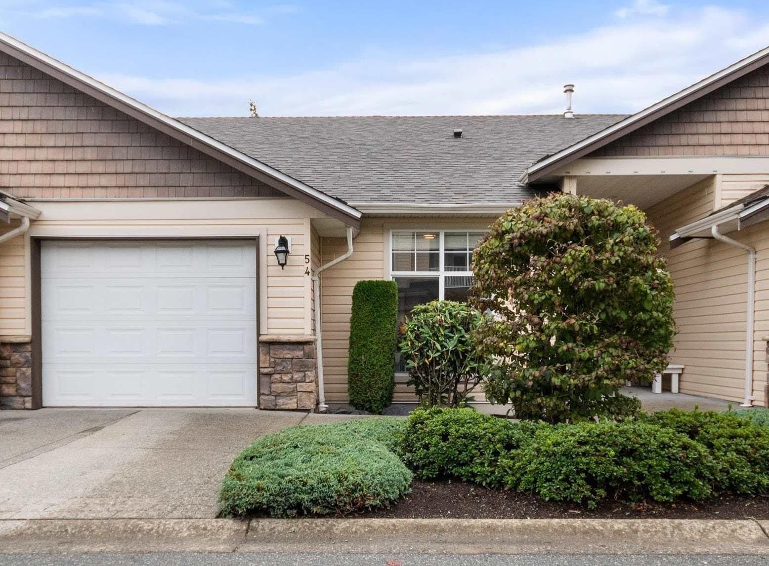54 - 8590 Sunrise Drive, Chilliwack