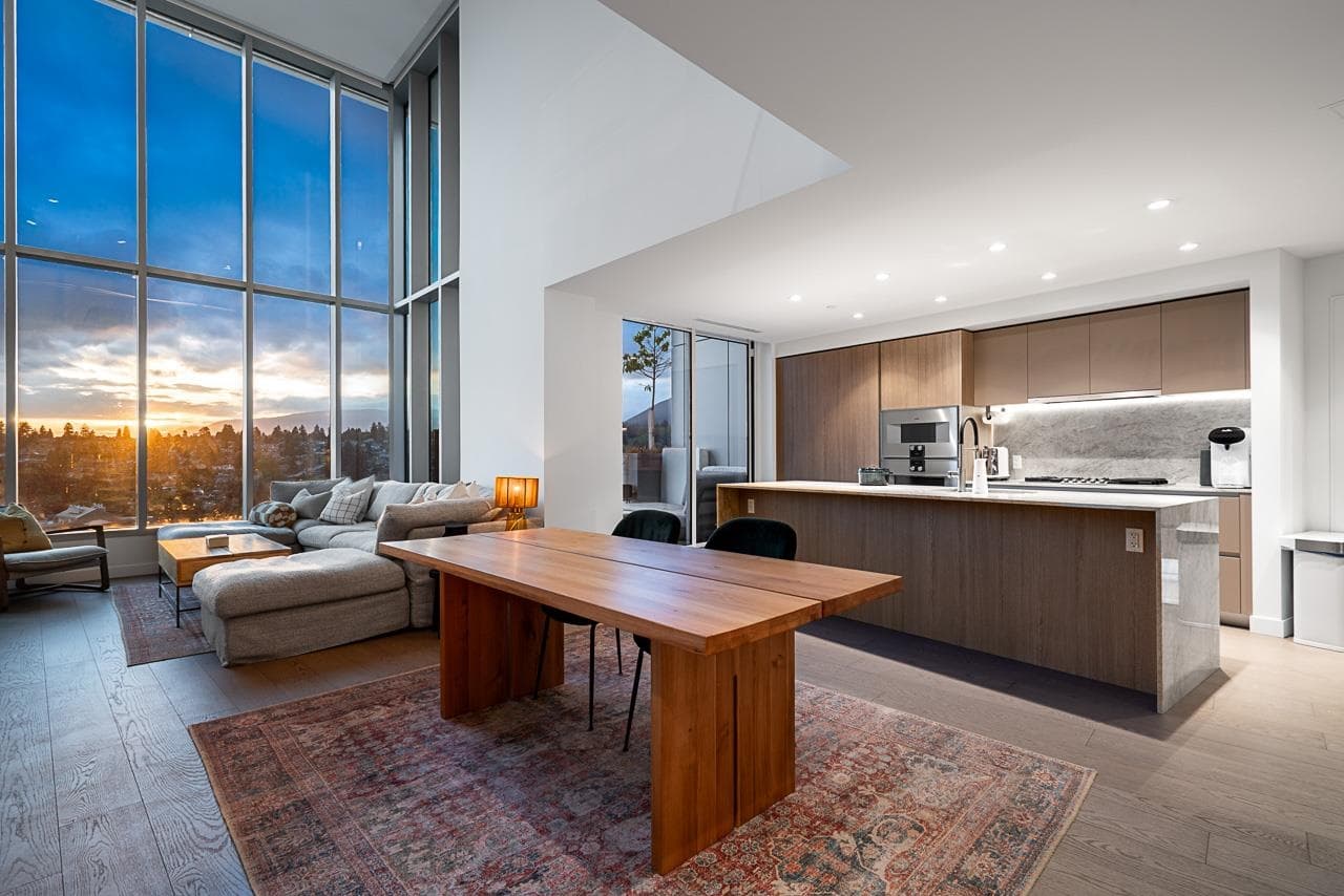 2406 - 1500 Fern Street, North Vancouver