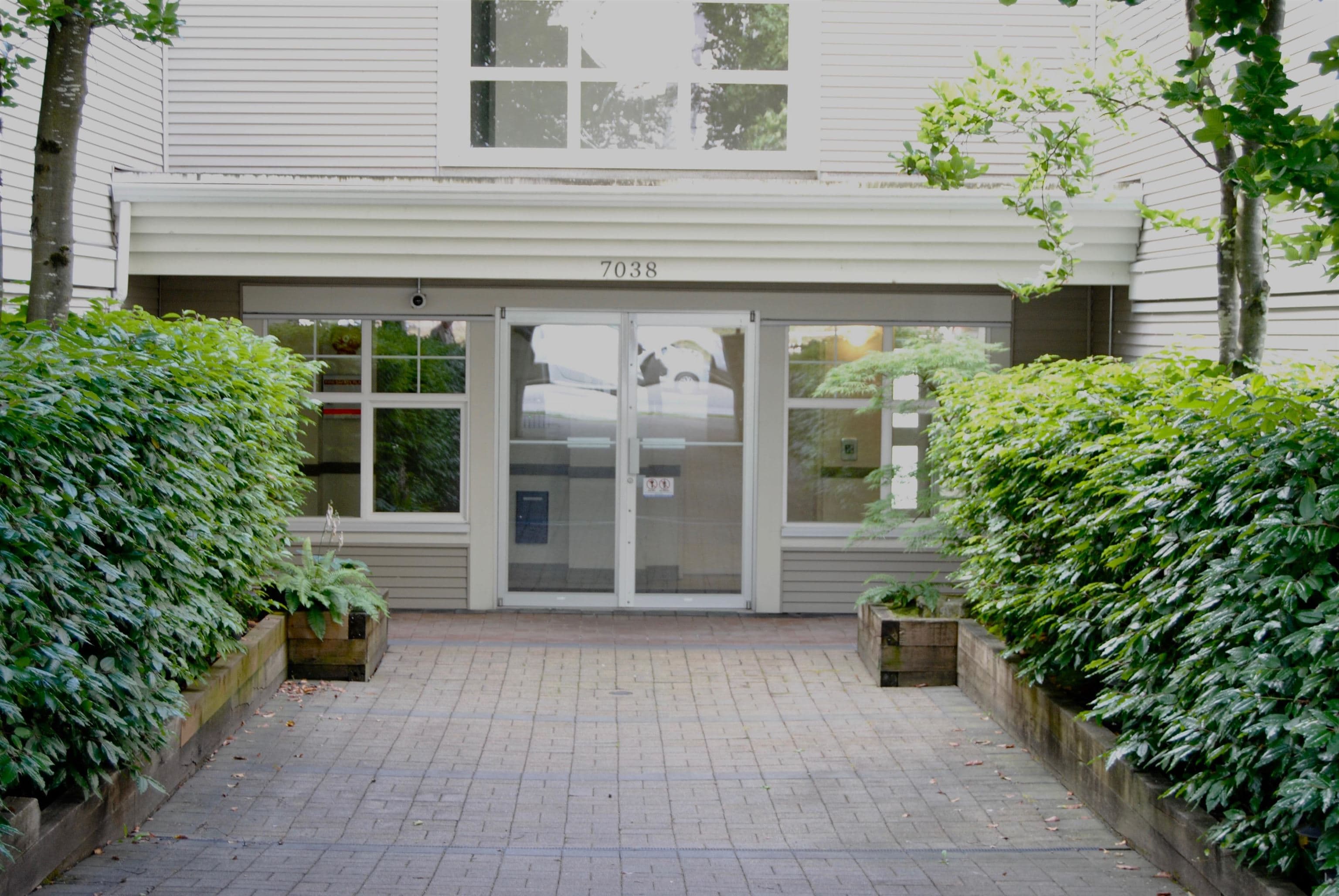 102 - 7038 21st Avenue, Burnaby