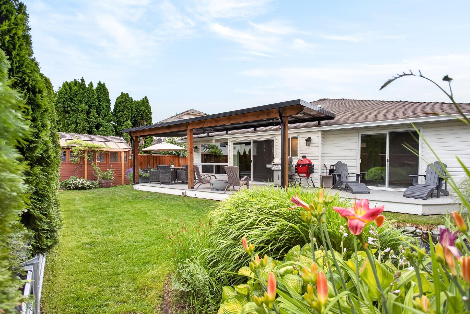 19645 Somerset Drive, Pitt Meadows, V3Y 2L3 — photo 1