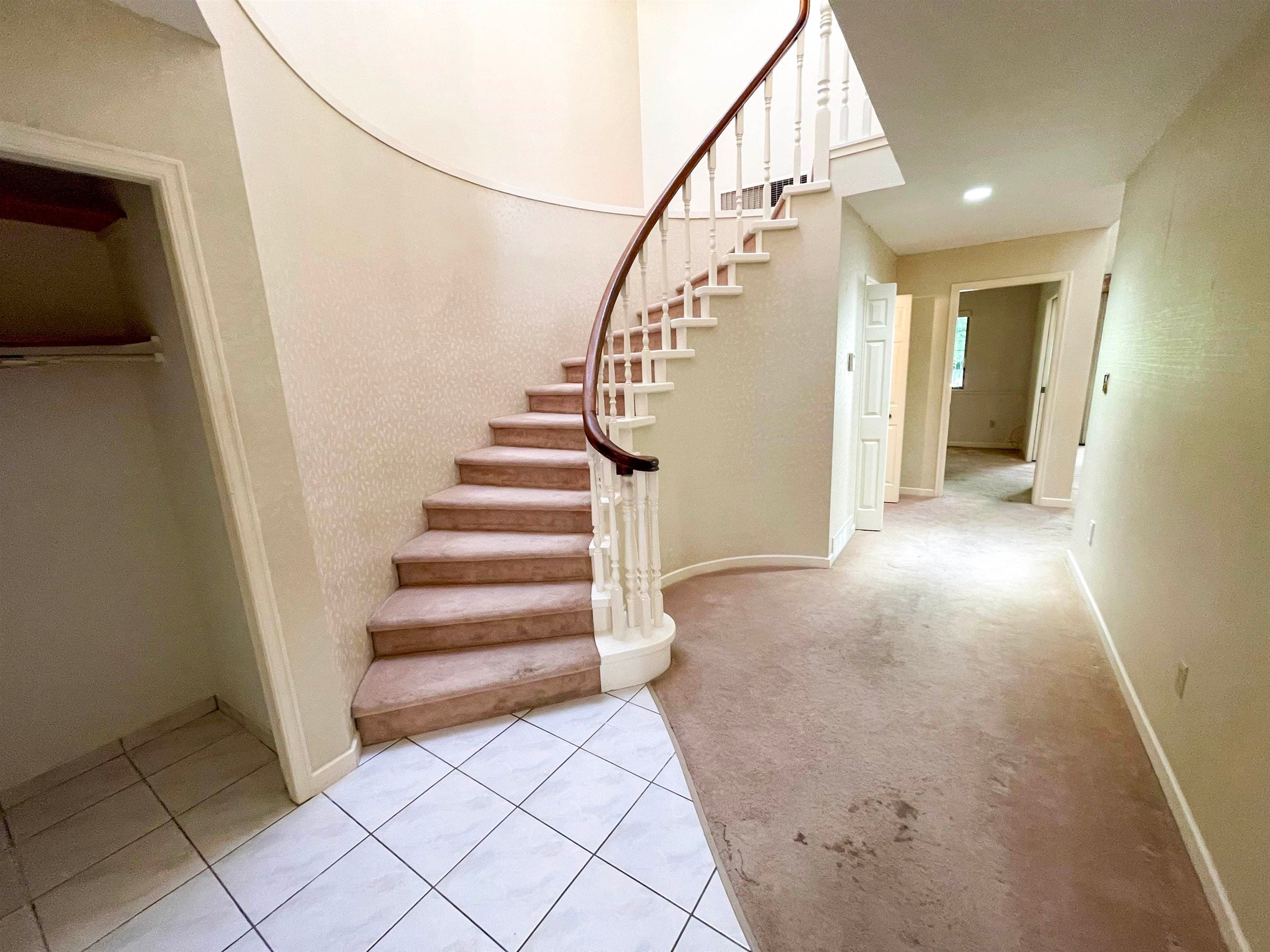 6 - 1725 Southmere Crescent, Surrey, V4A 7A7 — photo 4