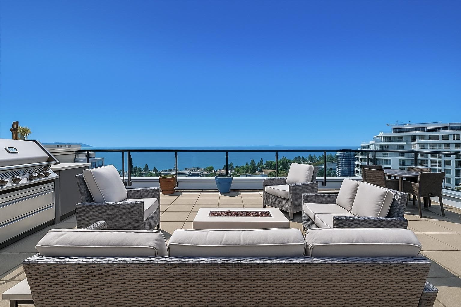 PH1 - 1439 George Street, White Rock