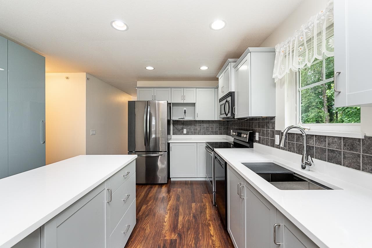 328 - 3000 Riverbend Drive, Coquitlam