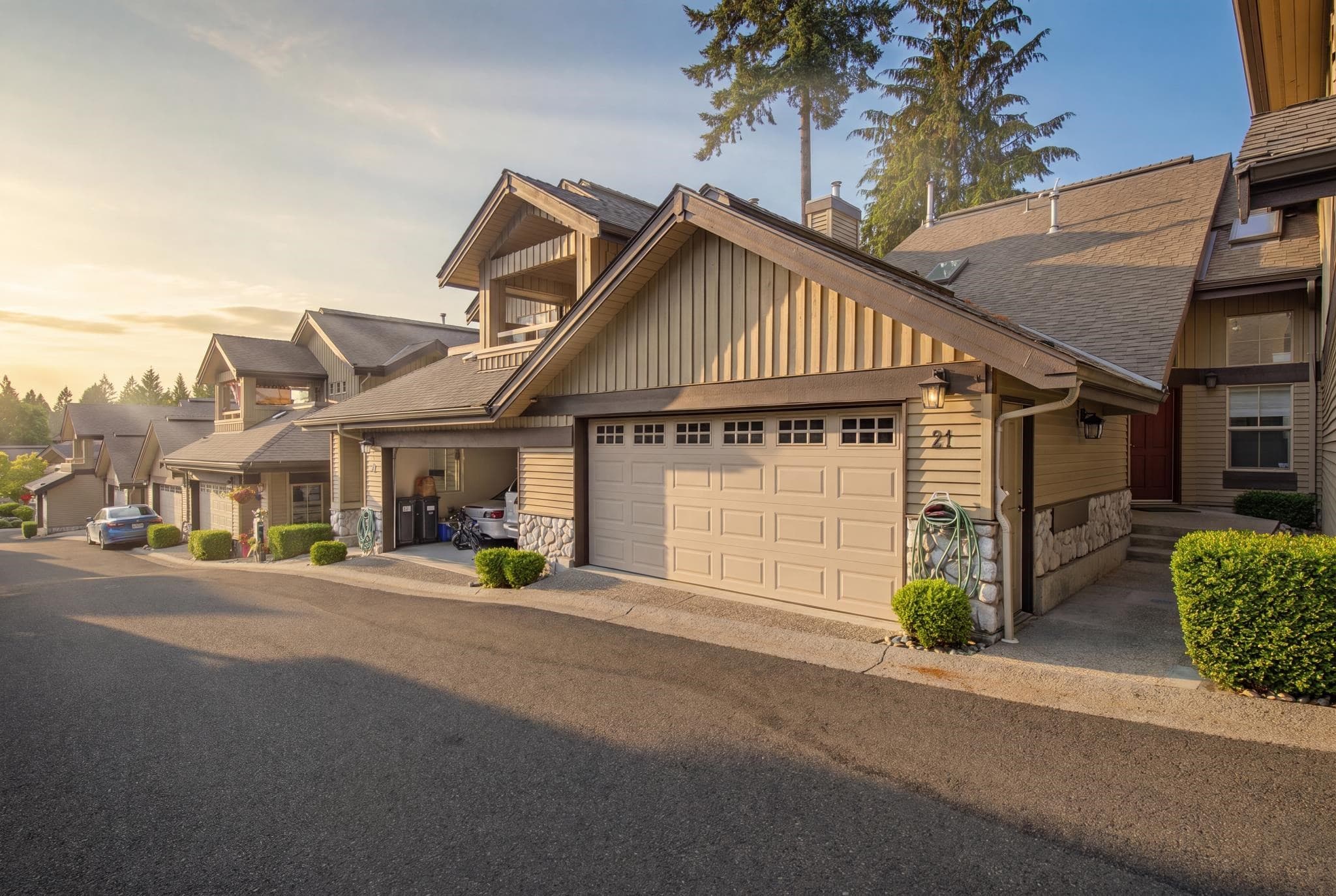 21 - 1550 Larkhall Crescent, North Vancouver