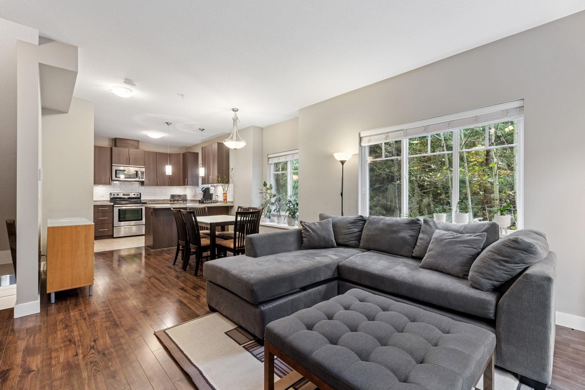 207 - 3888 Norfolk Street, Burnaby